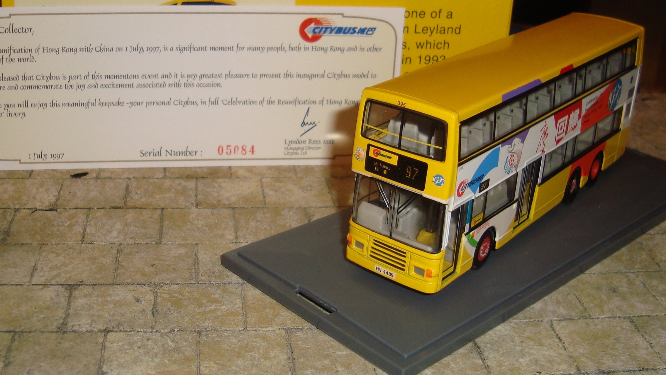 Corgi Classics - Leyland Olympian 3 axle Hong Kong 1997