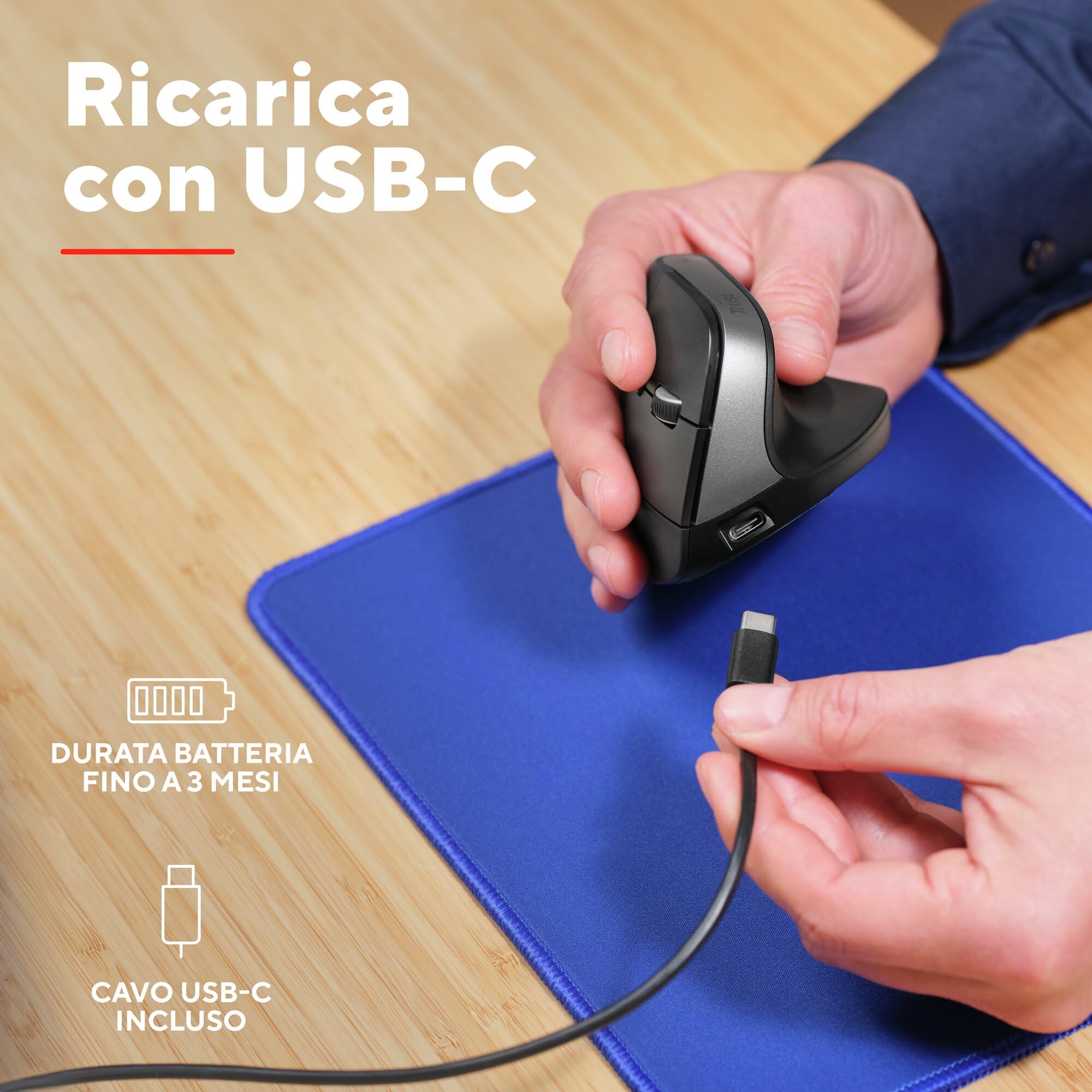Trust Bayo+ Mouse Verticale Wireless Bluetooth + RF 2.4GHz, Ridurre la Tensione del Braccio e del Polso, 53% Plastica Riciclata, Mouse Ergonomico Ricaricabile Multidispositivo PC Laptop Mac - Nero
