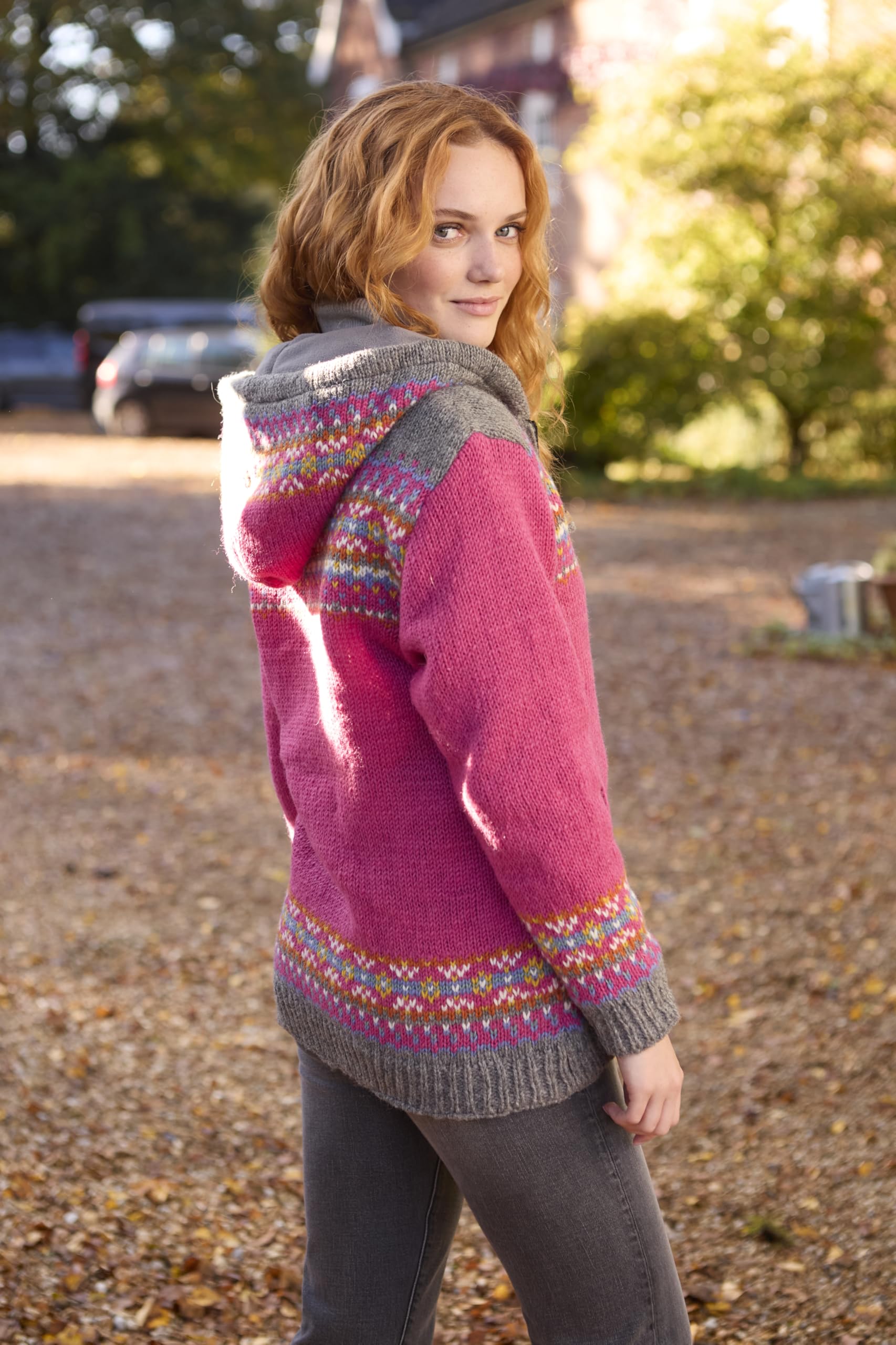 Pachamama Damska wełniana bluza z kapturem z podszewką polarową ręcznie robiona tradycyjna Fair Isle kolorowa ręcznie robiona gruba termiczna bardzo ciepła kieszeń bluza z kapturem kurtka Fair Trade