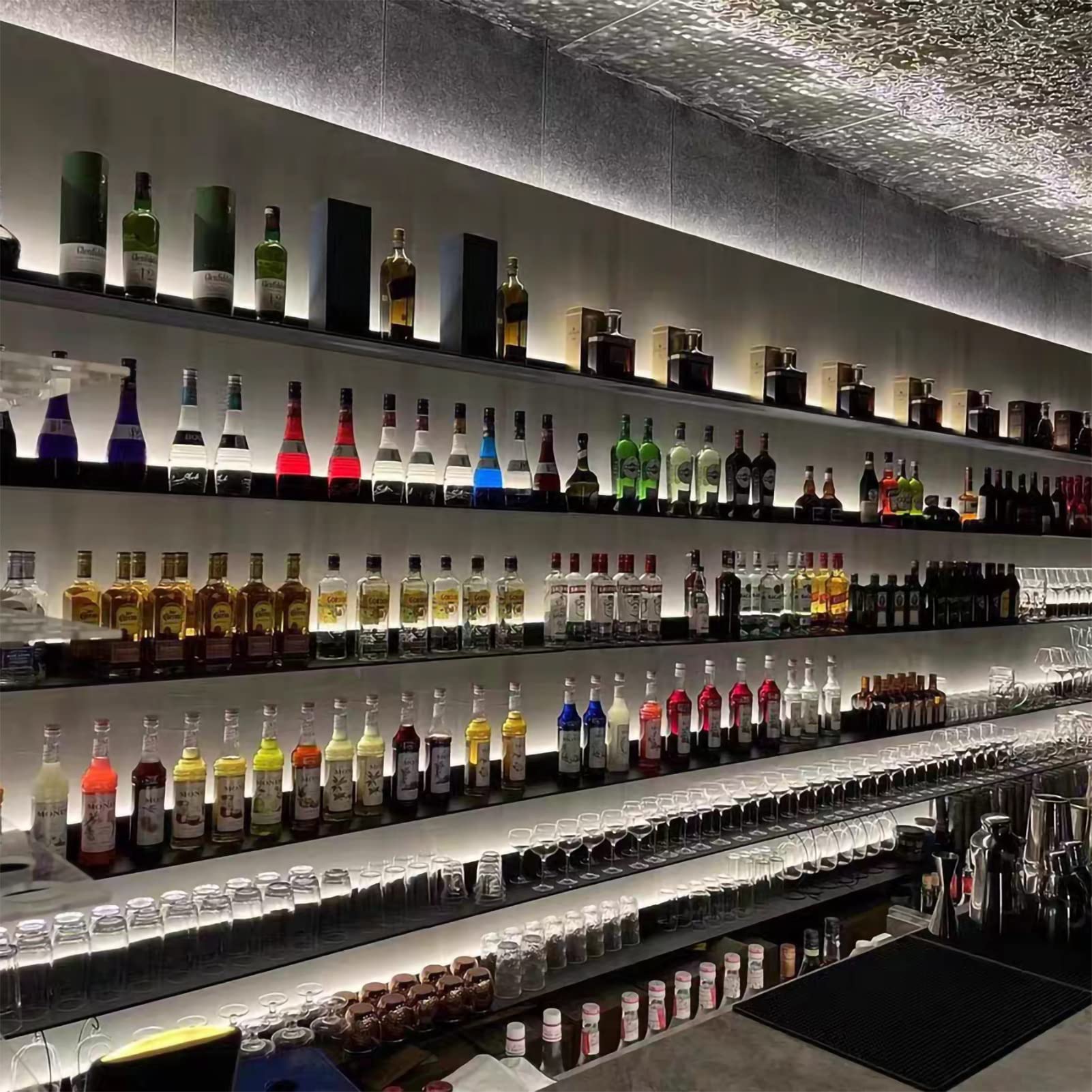 Amazon｜壁掛け棚 壁掛け式発光棚 LED 温光ライト付き 1.12V 多用途