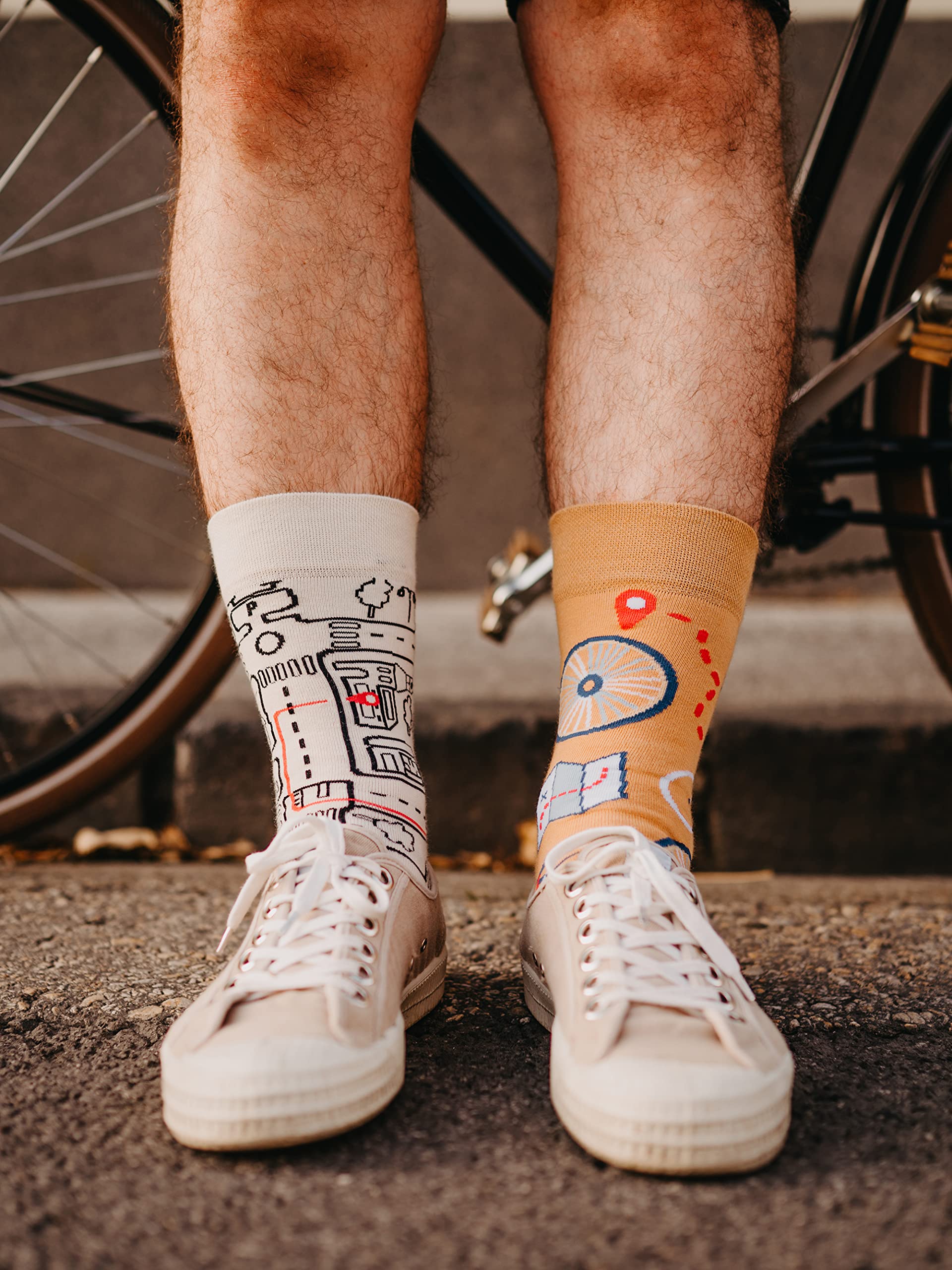 Dedoles Calzini Unisex Donna Uomo & Bambini Calze Cotone con tanti Design divertenti Calcio Bicicletta Piante Cavalli Regalo sinistra destra diversi