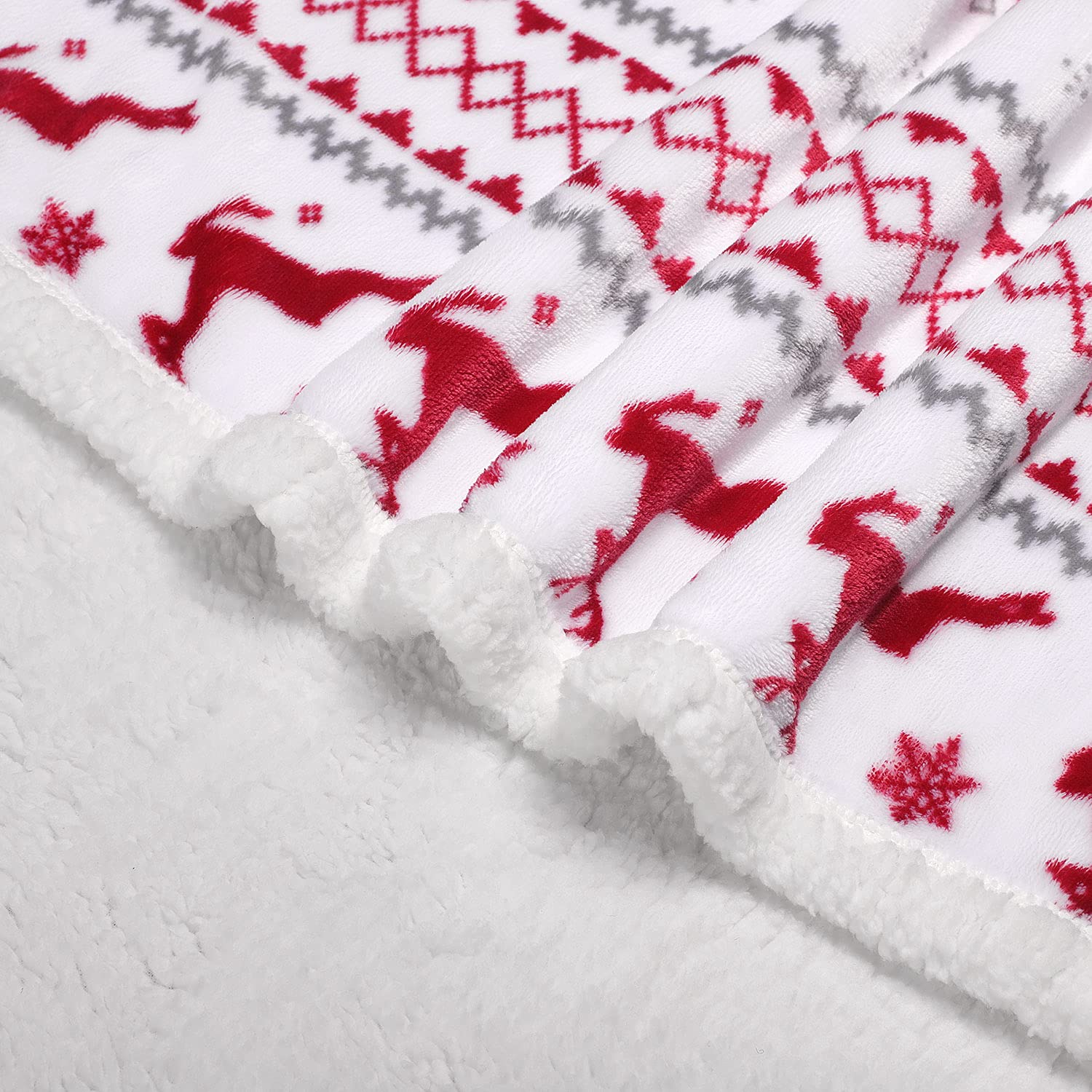 Amazon.com: Christmas Sherpa Fleece Throw Blanket, Fuzzy Plaid Cozy Fluffy Throws  Blankets for Couch Soft Twin Red Bedding Sofa Flannel Plush 50x60 : Home  u0026 Kitchen