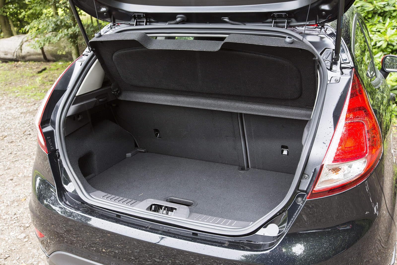 Heckablage/Kofferraumabdeckung passend für Ford Fiesta MK7 VII 2008-2017 1791284