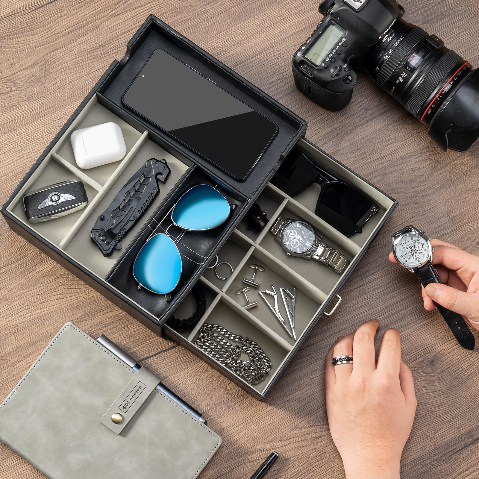 ProCase Bandeja de Valet de Doble Capa Organizador de Mesita de Noche para Hombre, Caja de Almacenaje para Llaves Reloj y Accesorio con Estación de Carga de Teléfono en Mesa de Entrada -Negro