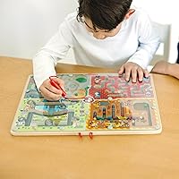 Vista 9 de Melissa & Doug PAW Patrol - Tablero de laberinto magnético de madera 4 en 1 con varita, certificado FSC