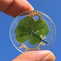 Vista 4 de KIN-HEBI Ficha de bolsillo de buena suerte con trébol de cuatro hojas real, conservada, 1.25 pulgadas (engranaje de metal pequeño)