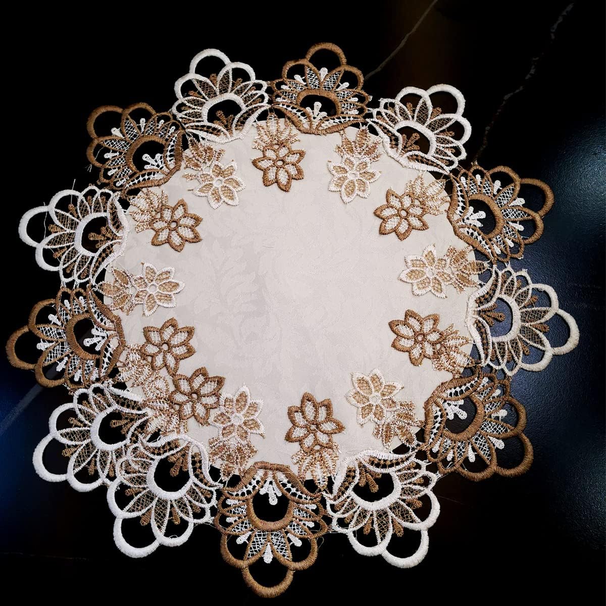 LeLehome Jacquard Lace Doily Placemats 4 Pieces, 15 Inch