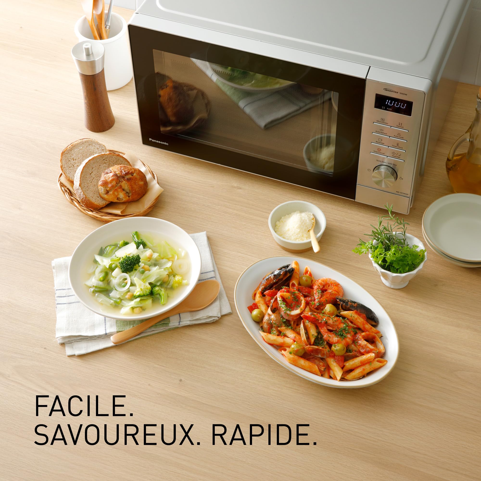 Panasonic NN-SD36QSEPG 29L Four à Micro-Ondes Solo en acier inoxydable, 1000W, Décongélation Automatique, 11 Programmes Automatiques, Molette