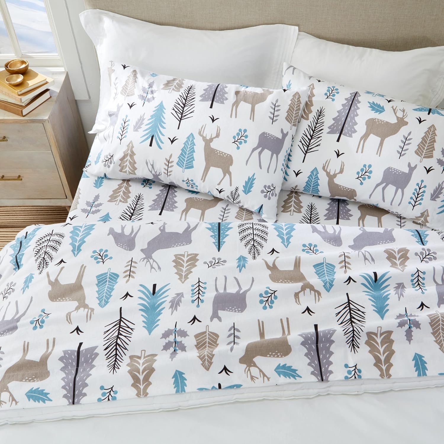 market & place 100% turkish cotton flannel sheet set | 4 piece deep pocket novelty cozy winter bed sheets | double brushed for extra softness & comfort | alpine collection (queen, holiday deer) holiday deer queen