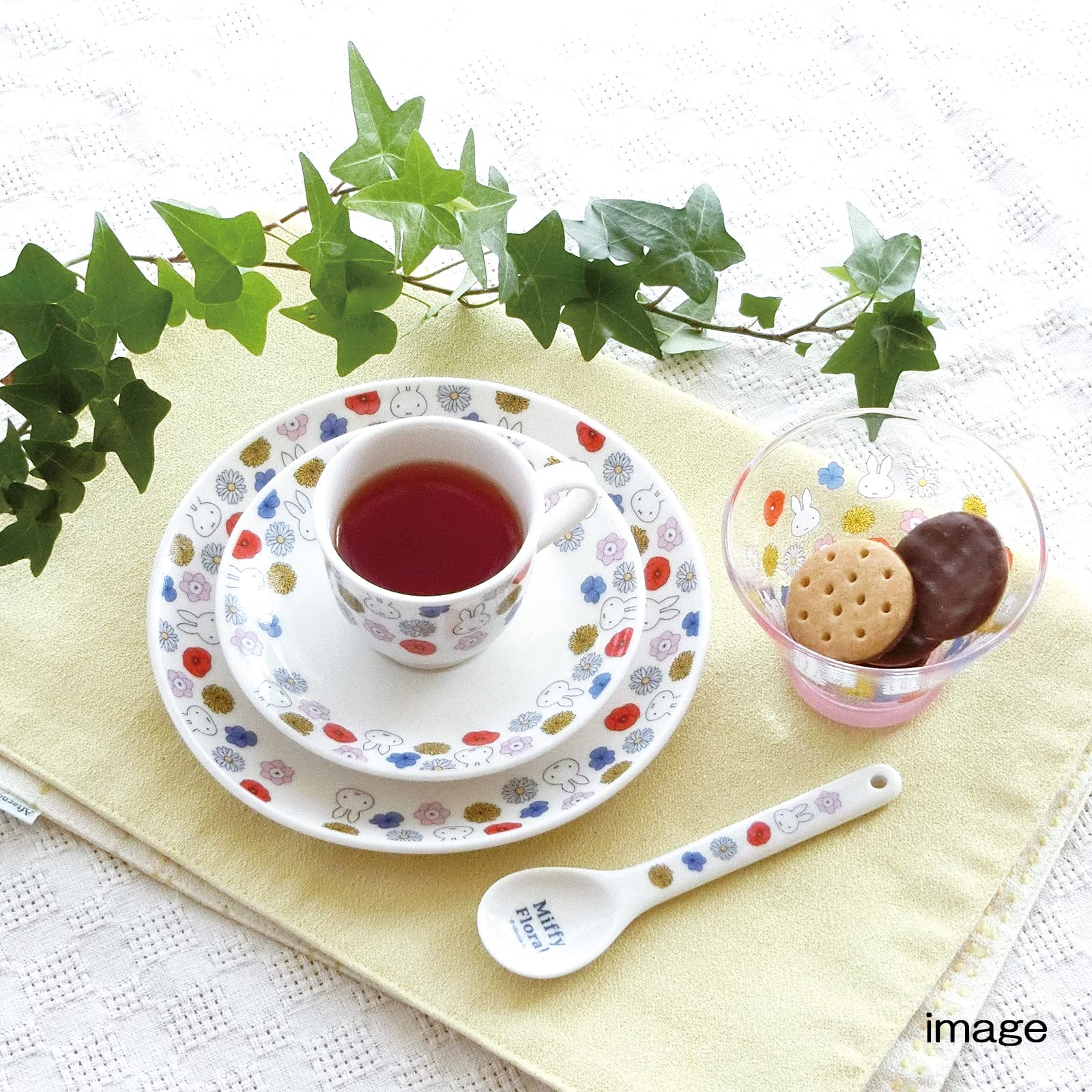 Amazon.co.jp: 金正陶器(Kaneshotouki) ディック・ブルーナ