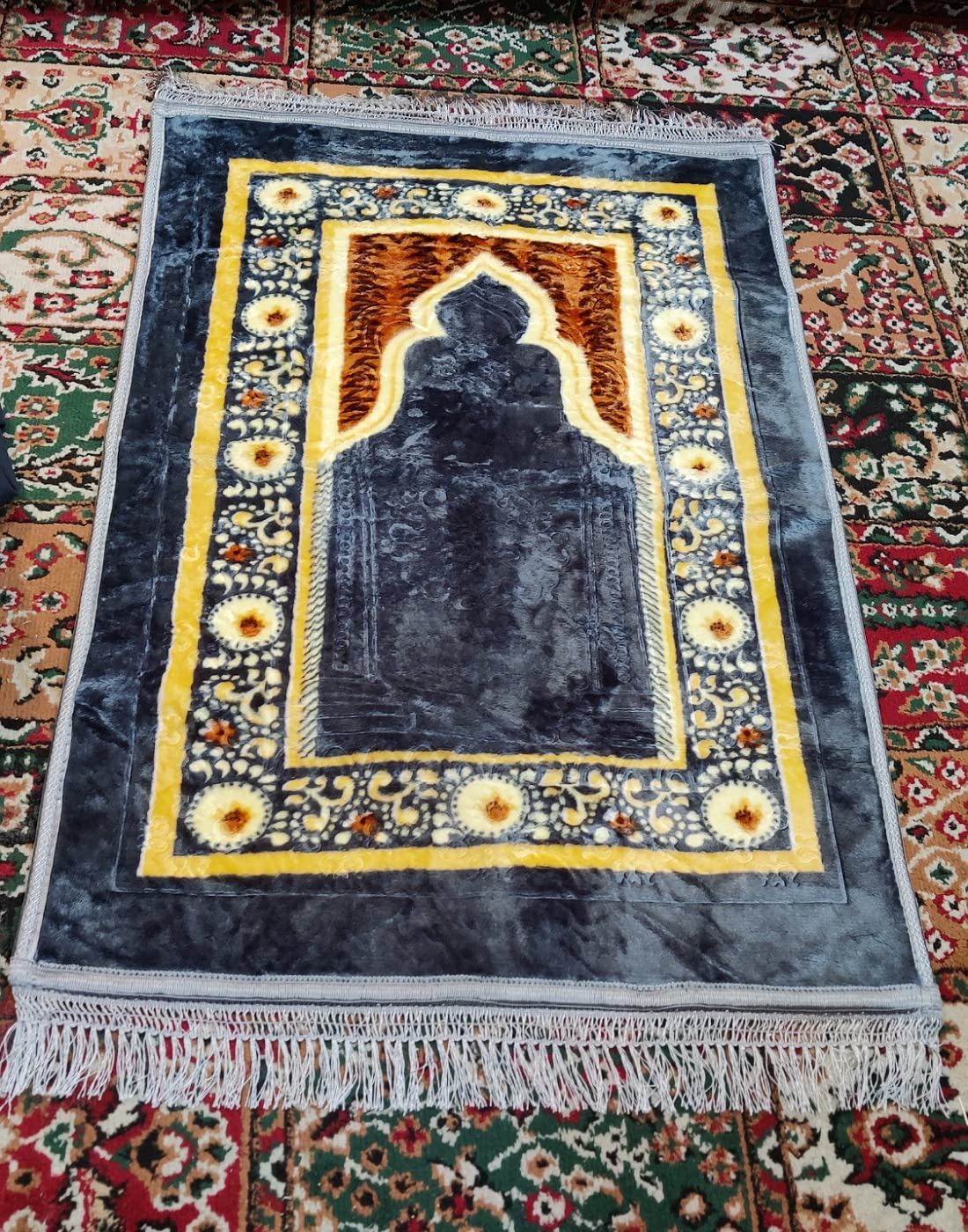 RBLISS CG Pure Velvet Travel Prayer Mat | Premium Muslim Islamic Prayer Rug Portable | Thick & Super Soft | Multicolor | Assorted-image-11