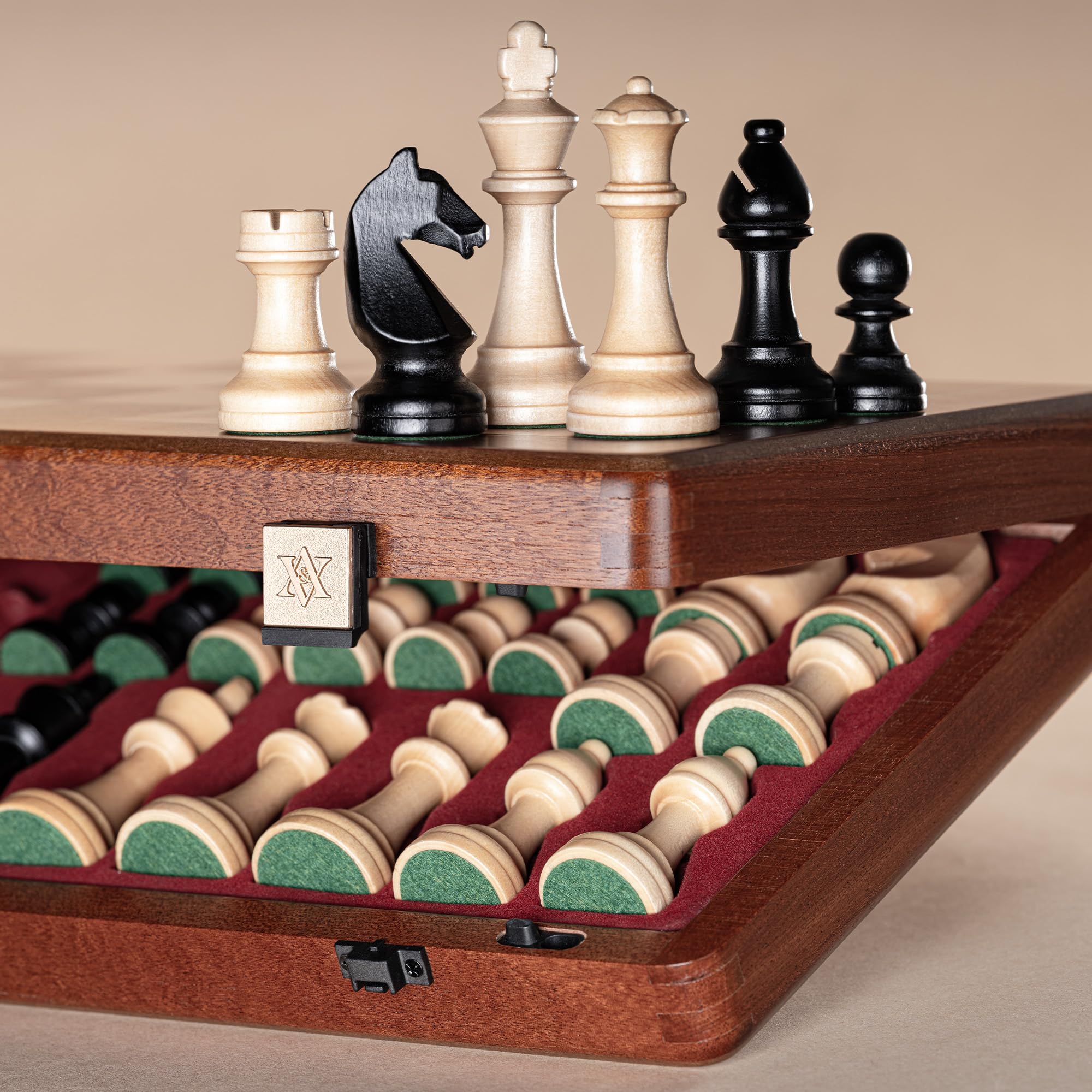 A&A Premium Natur-Mahagoni Klappbares Schachset, mit 38 cm Brett & 7,6 cm Königshöhe Staunton-Schachfiguren, Includes 2 Extra Queens and Einer Aufbewahrungstasche