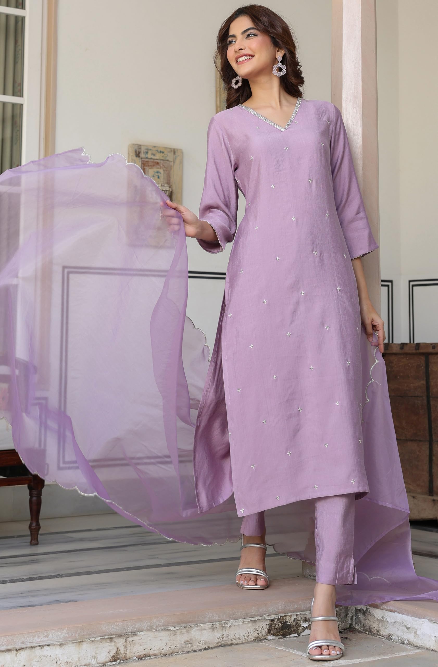 Janasya Women's Lavender Chinon Embellished Kurta with Pant and Dupatta Set product image 6