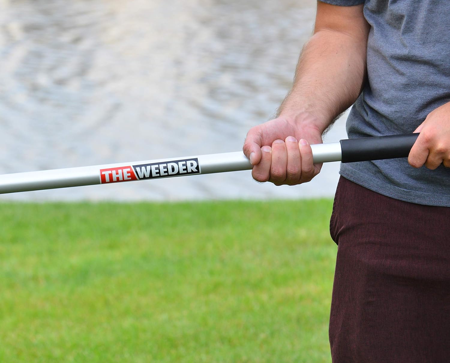Standing Plant Root Remover and Weed Puller - Lightweight and Durable Metal Design with Aluminum Shaft and Steel Claw - Easy on Your Back and Knees, Hard on Pesky Weeds