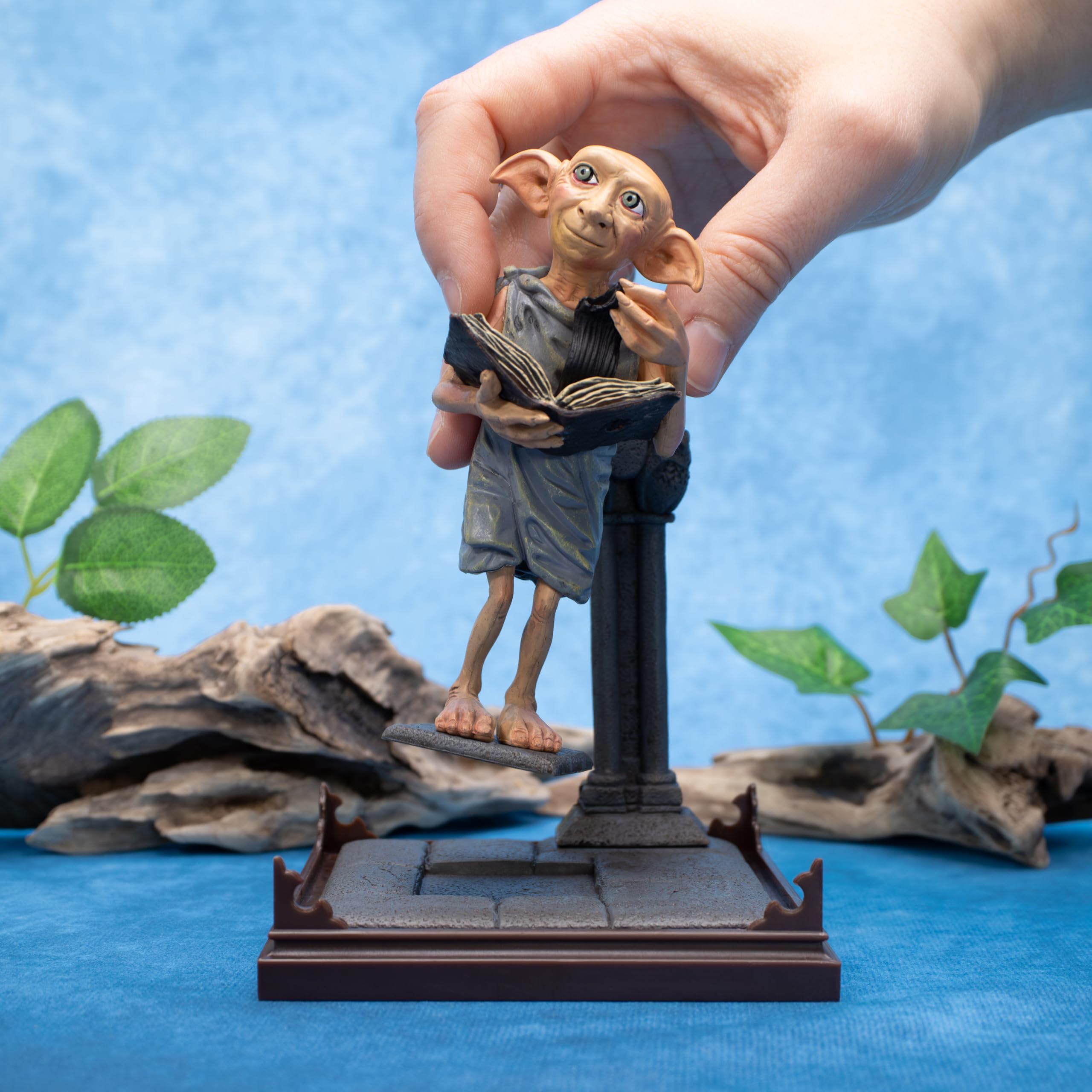 Amazon.com: The Noble Collection Harry Potter Magical Creatures