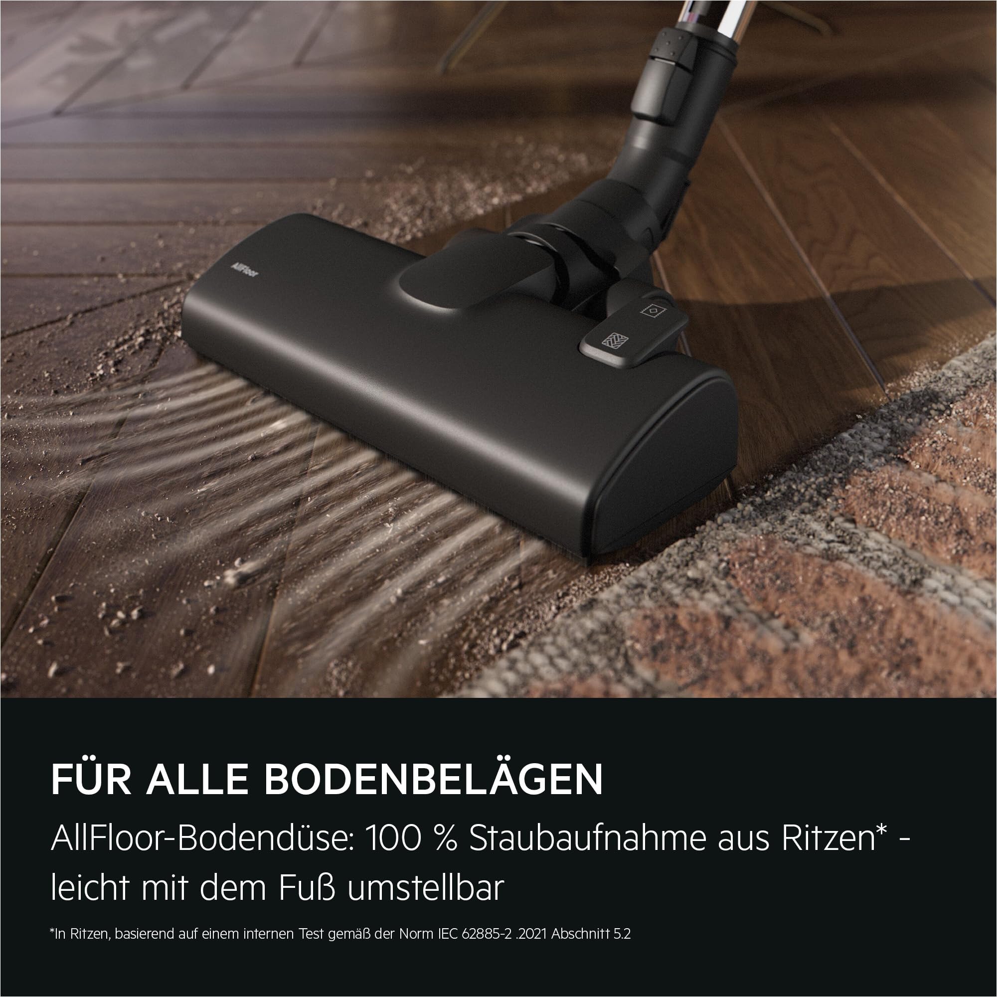 AEG CLEAN 5000 Staubsauger Beutellos, Bodenstaubsauger für alle Bodenbeläge, Zubehör, 1000 Watt, 9m Aktionsradius, 2l Staubbehälter, 60% Recyclingmaterial, Waschbarer HEPA-Filter, Dunkelrot, AL51C1DRF
