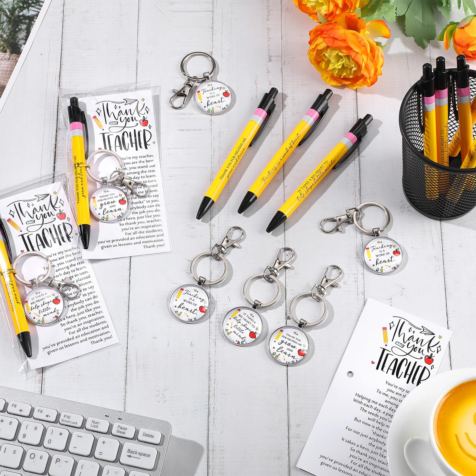 Daifunli 10 Set Lehrer-Wertschätzungsgeschenke in Großpackung, Dankeschön-Kugelschreiber, inspirierende Kugelschreiber, 3 Stile, Metall-Schlüsselanhänger, Dankeschön-Geschenkkarten für Lehrer