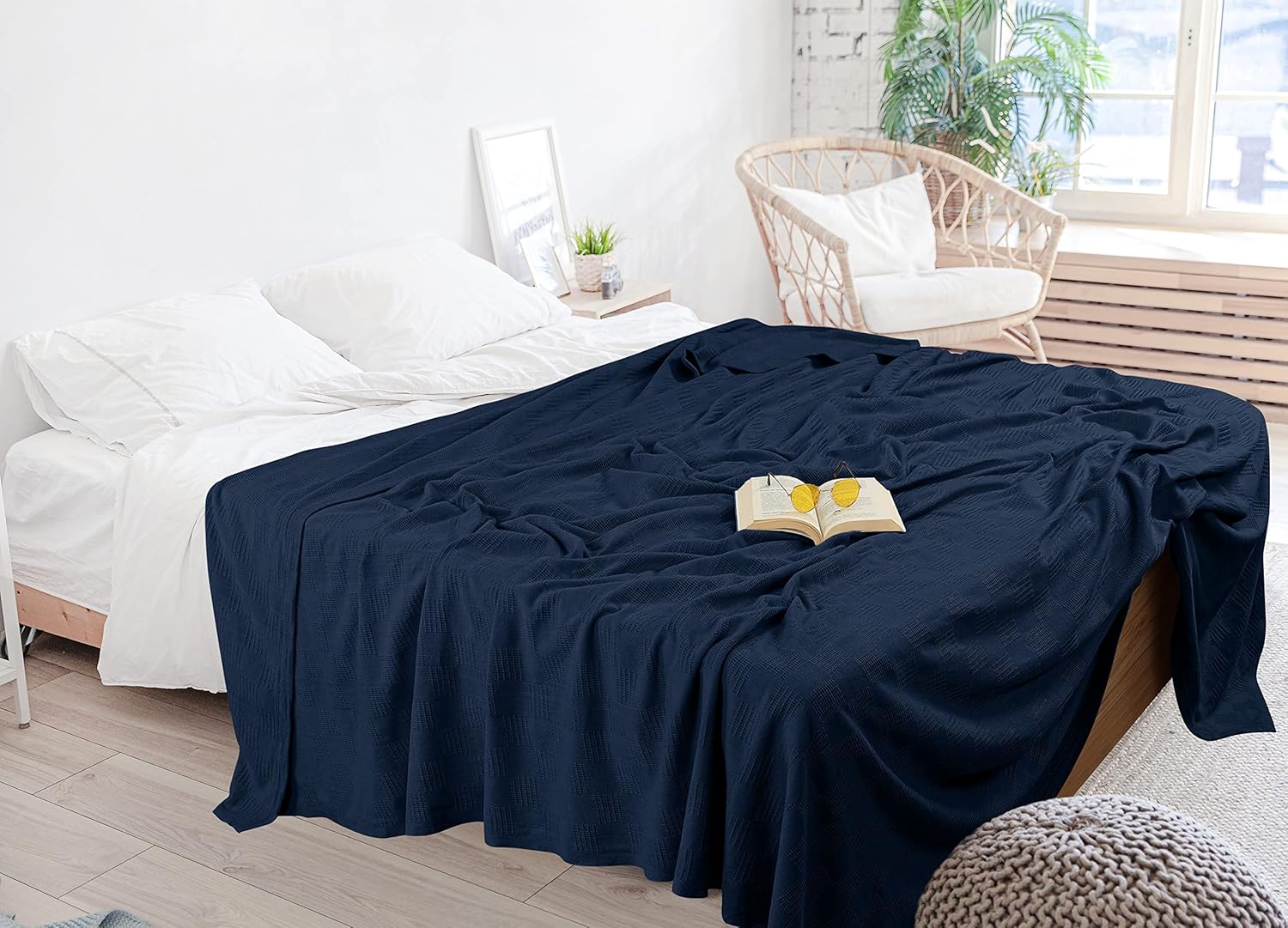 Utopia Bedding Navy 100% Cotton Blanket [Queen Size - 90x90 Inch] 350GSM Lightweight, Soft and Breathable Thermal Blanket for All Seasons - Image 7