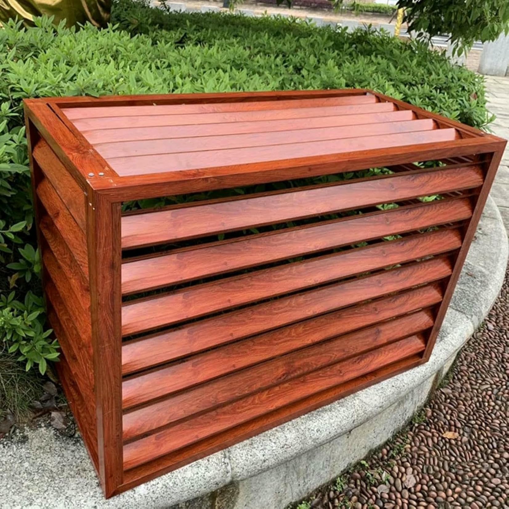 Cubierta de aire acondicionado para un jardín limpio y seguro en reuniones familiares