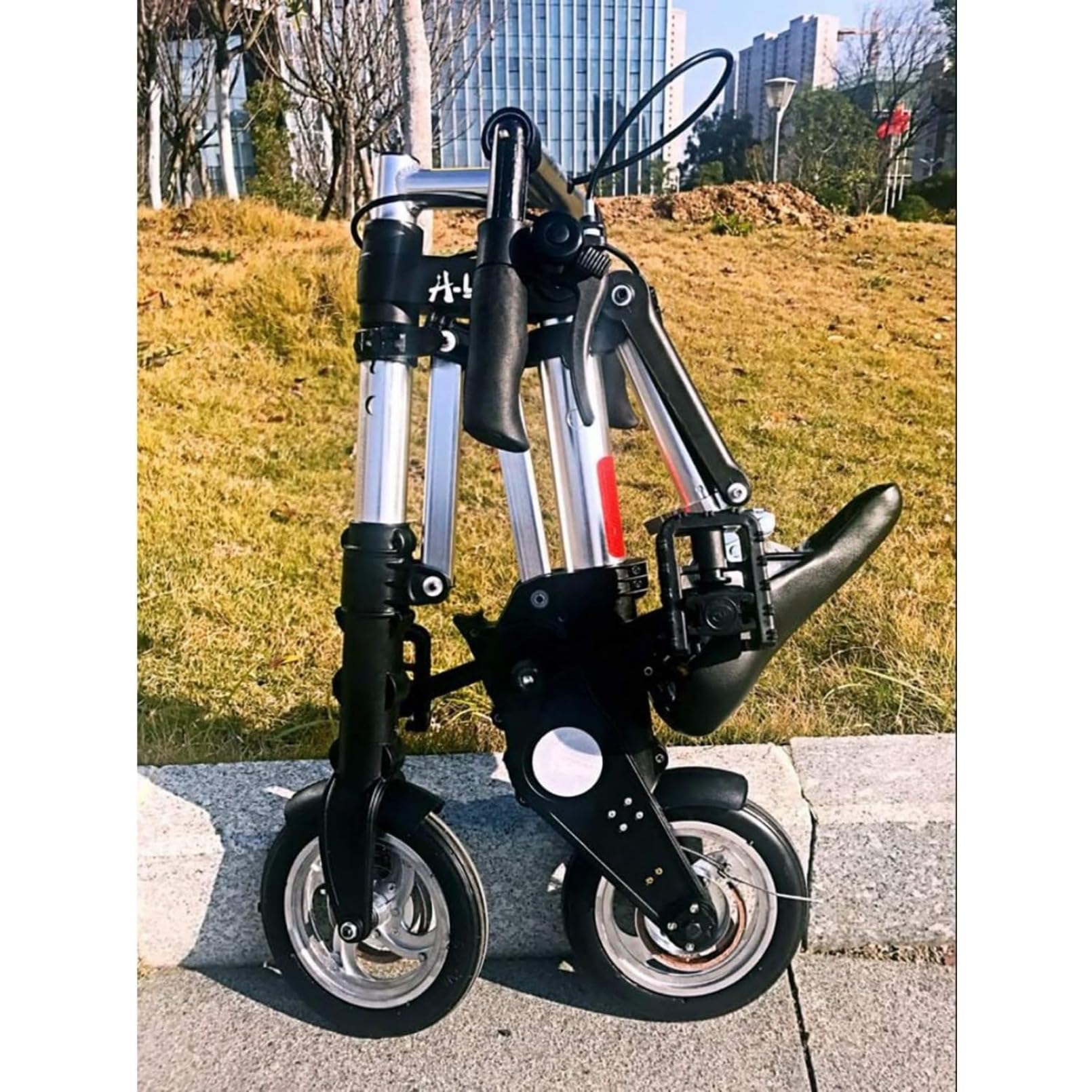 Amazon | 折りたたみ自転車 超小型10インチbike スポーツ