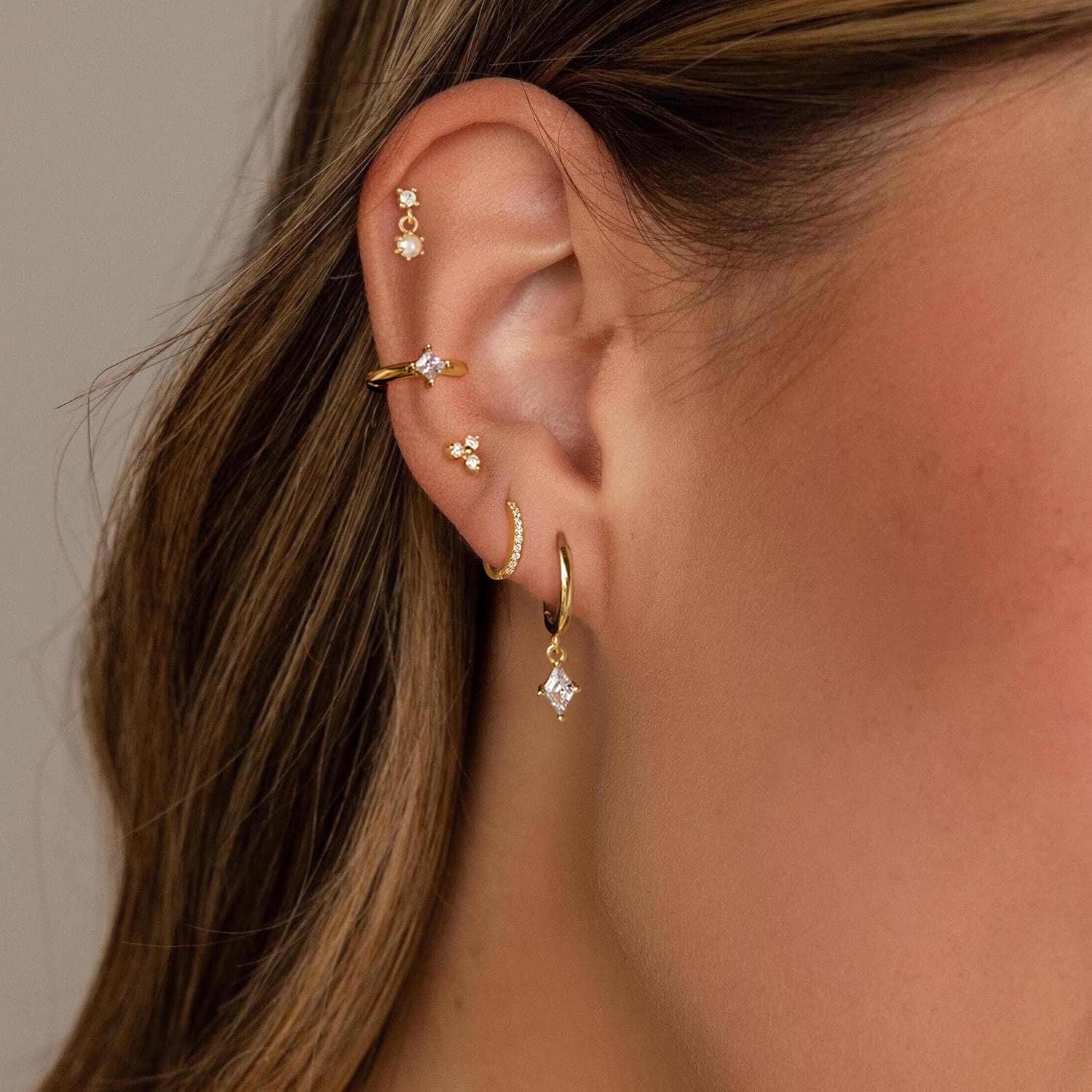 5 Pairs Gold Earring Stacks, 14K Gold Plated Stud Stack Earrings Set Dainty Cartilage Dangle Earrings For Sensitive Ears Women Trendy Cute Small Hoop Drop Earring Hypoallergenic Non Tarnish Jewelry