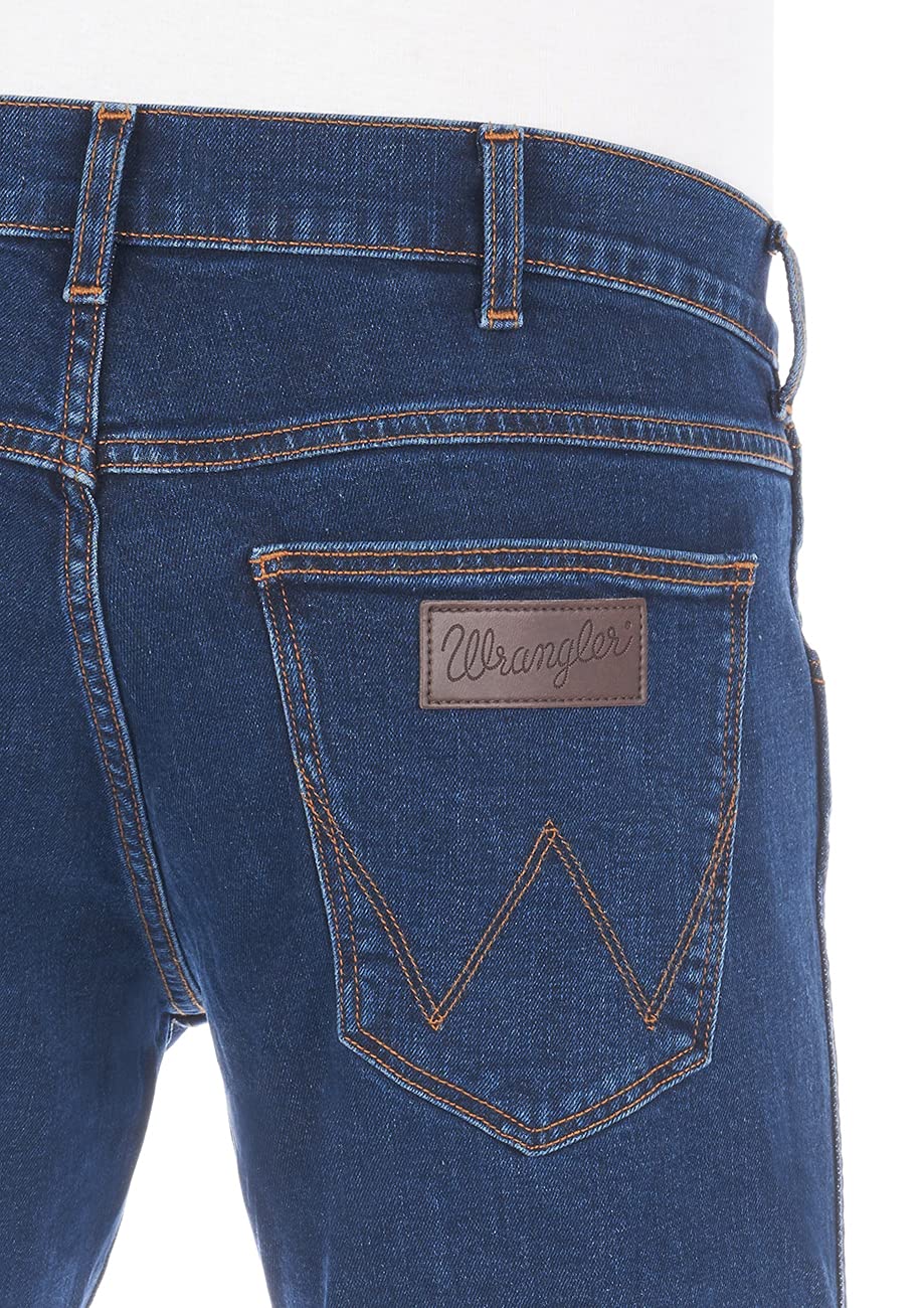 Wrangler Herren Jeans Greensboro Regular Fit Herrenhose Straight Blau W30 - W42
