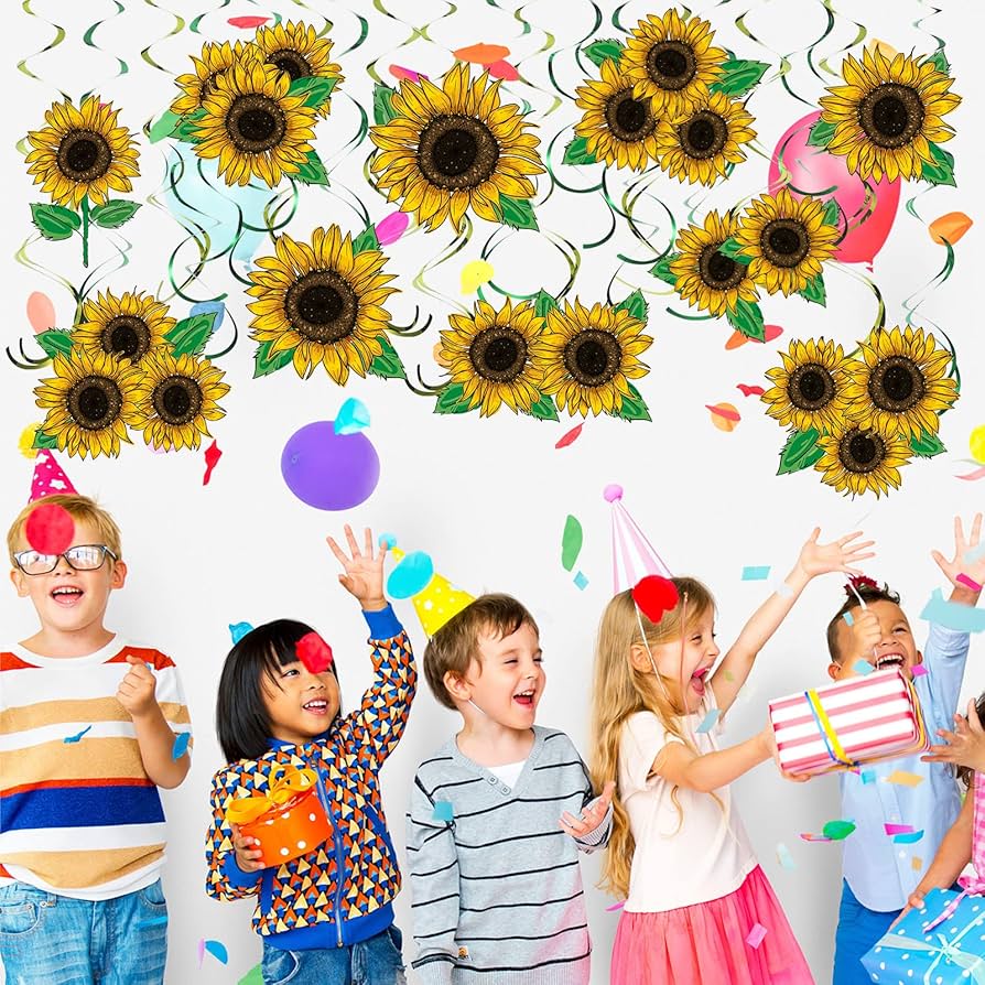 ひまわり 装飾的額縁 ひまわり 装飾的額縁 刺繍フレーム🌻ひまわりの花束 壁飾り