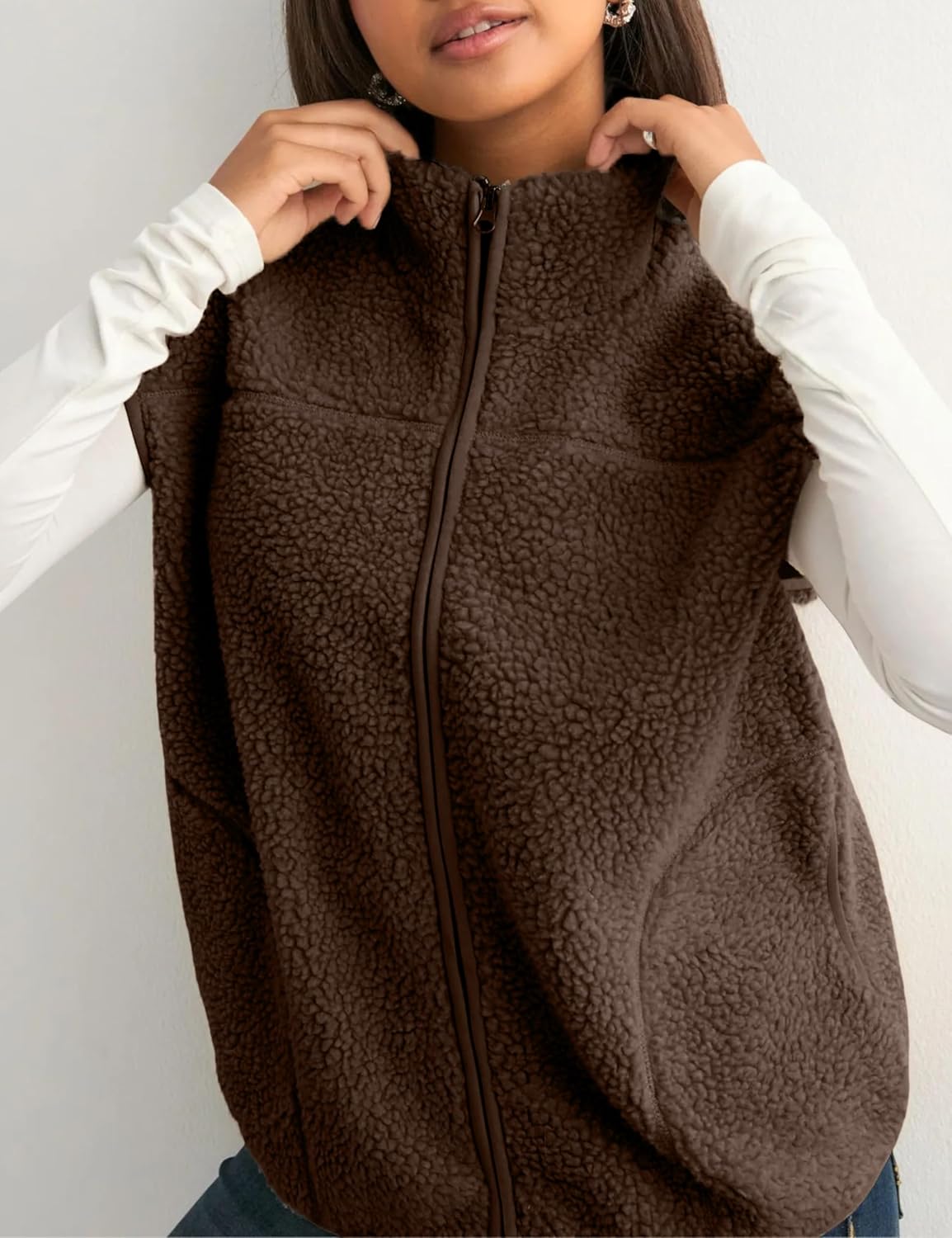 Tanming Womens Fuzzy Sherpa Fleece Vest Lightweight Cozy Sleeveless Gilet Zip Up Jacket with Pockets