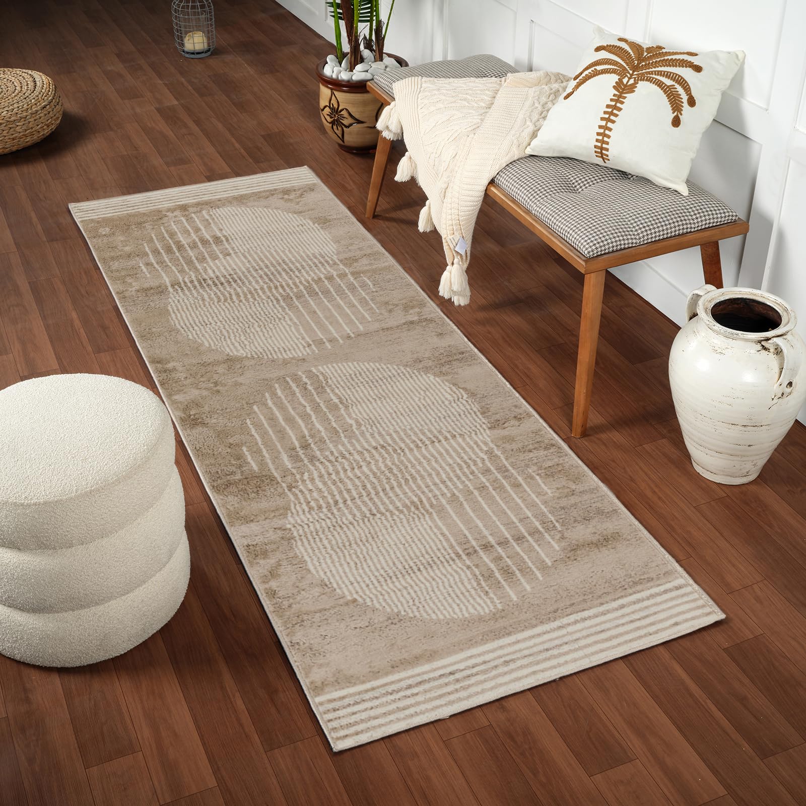 Livabliss Migori Shaggy Rug - berbères Modernes Salon, Grand 160x213 cm, Doux et hirsutes pour Chambre - bohème Neutre et Moelleux, Easy Care, Poil épais en Peluche - Beige Clair, Beige