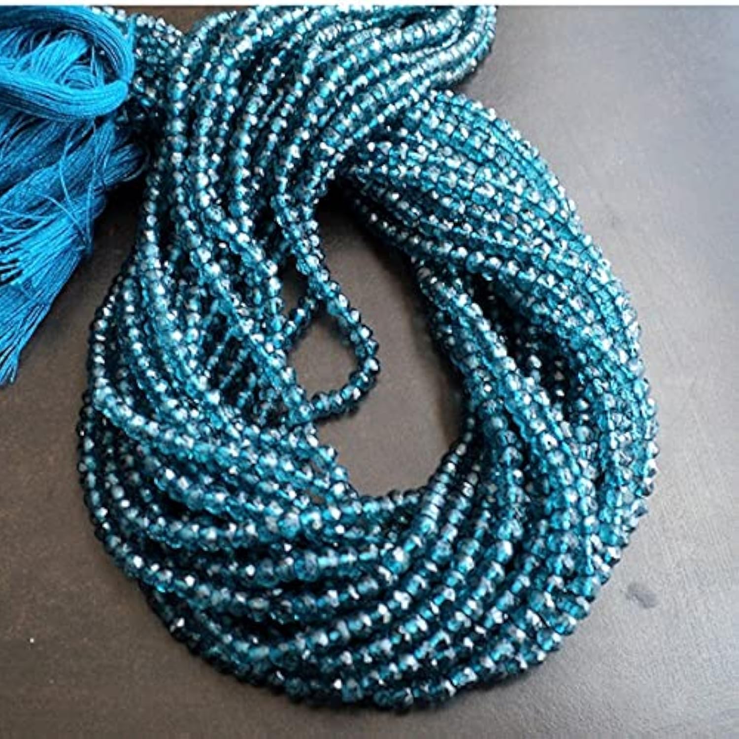 Perles en quartz bleu rondelles 4mm pour réparer et personnaliser vos bijoux usés