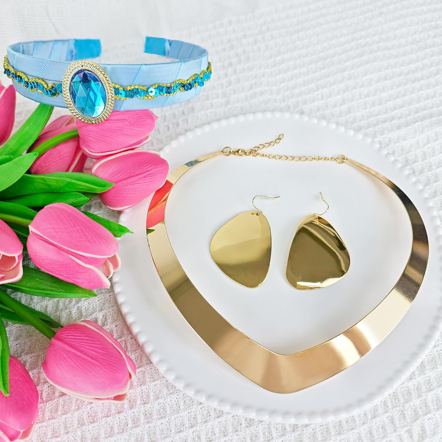 Horolam Arabian Princess Costume Accessories, Arab Princess Accessories Set with Princess Headband Gold Chunky Choker Necklace Earrings for Women for Halloween Cosplay (4PCS) - Image 4