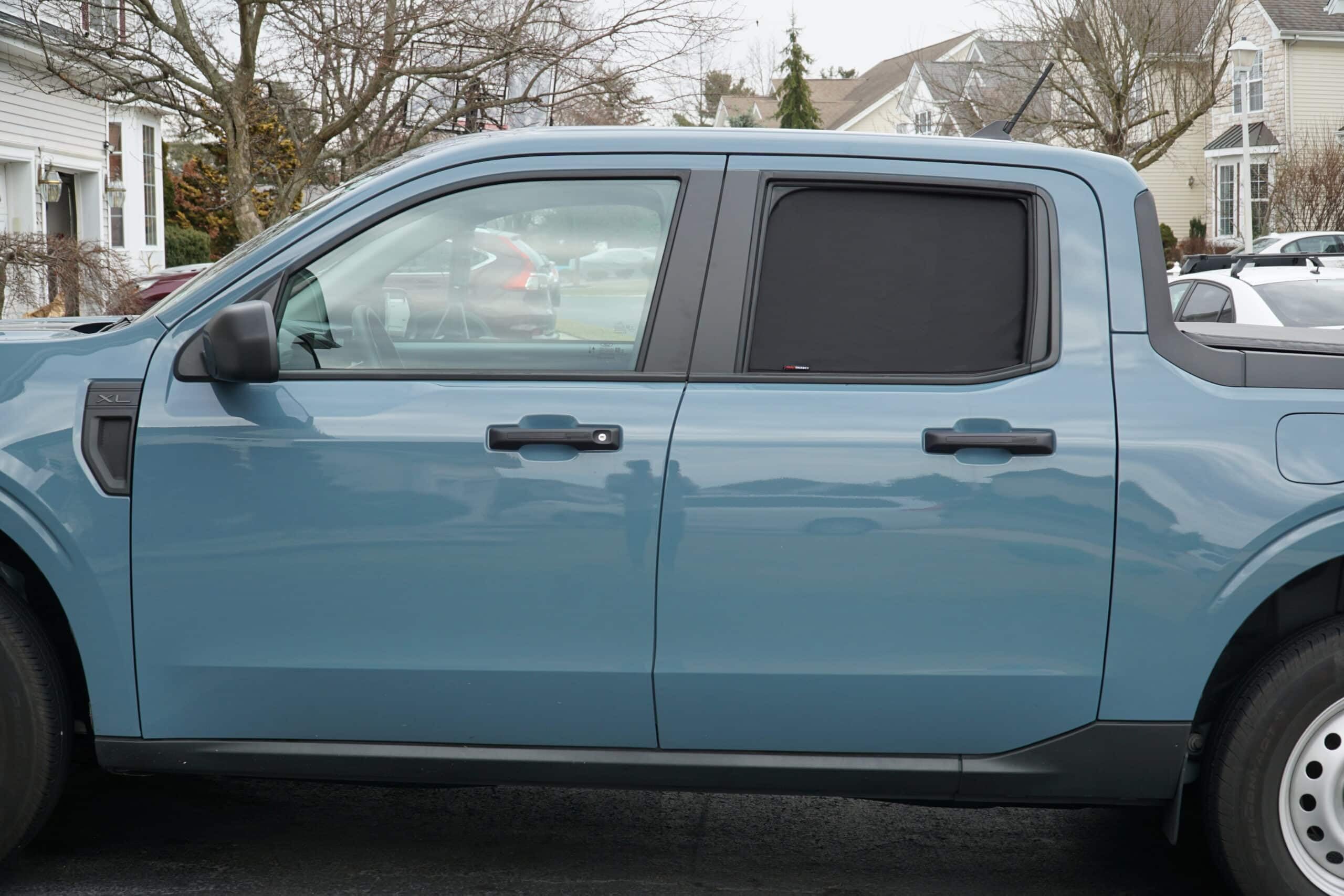 Snap Shades do Ford Maverick osłony tylnej szyby samochodu (P758; 2022-obecnie)
