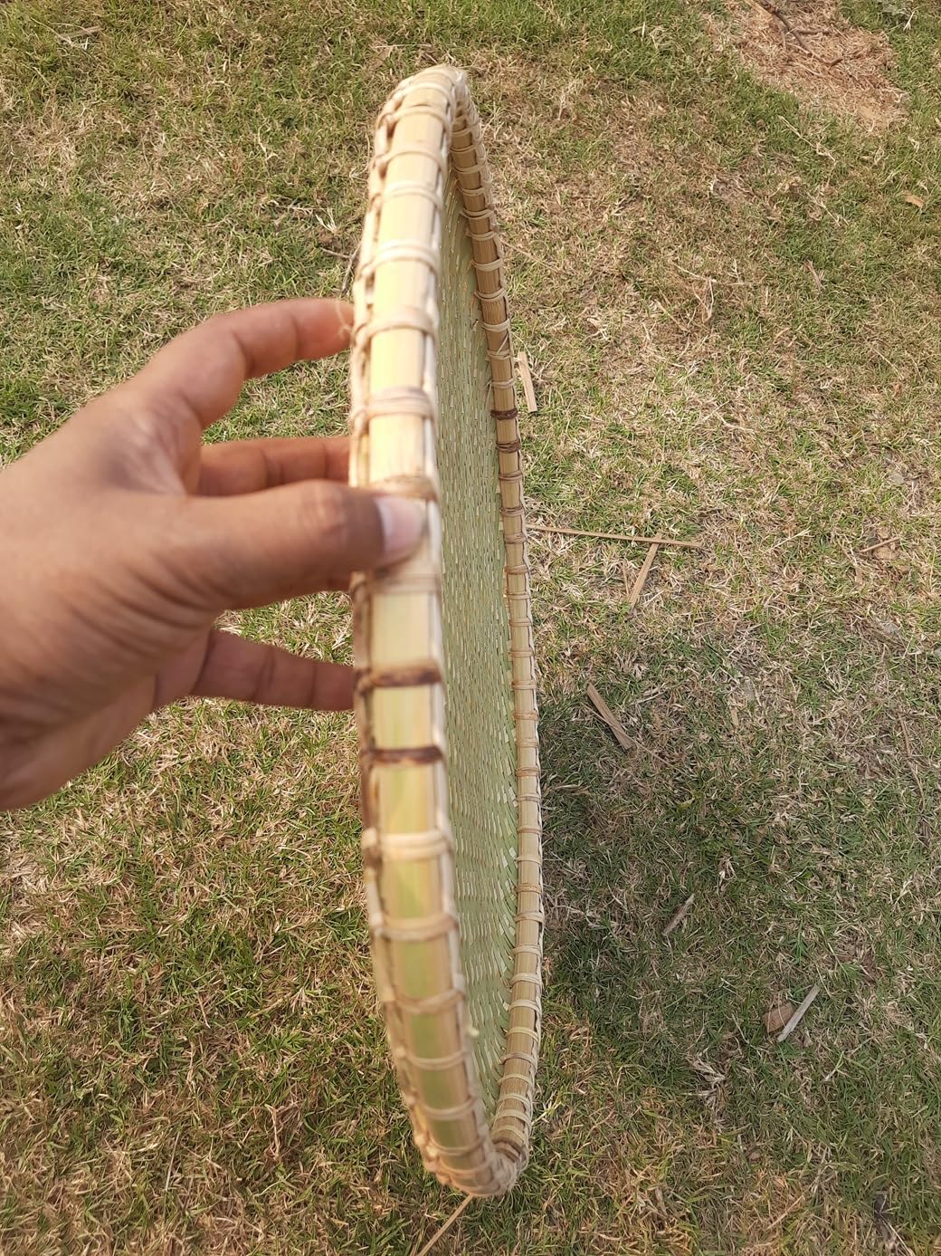 Bandeja de bambú hecha de dagra, Dala, Kula, tejedora manual para decoración del hogar y uso en la cocina (tamaño mediano de 18 pulgadas).