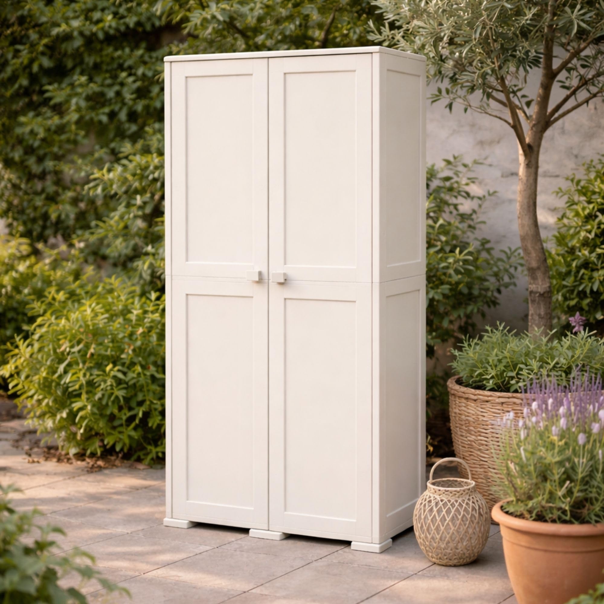 Armadio Alto in Plastica 79x43x164 cm. con 2 Ante e Vano Portascopa – Mobile Contenitore Multiuso Salvaspazio per Organizzazione Casa, Lavanderia e Ripostiglio (Panna)
