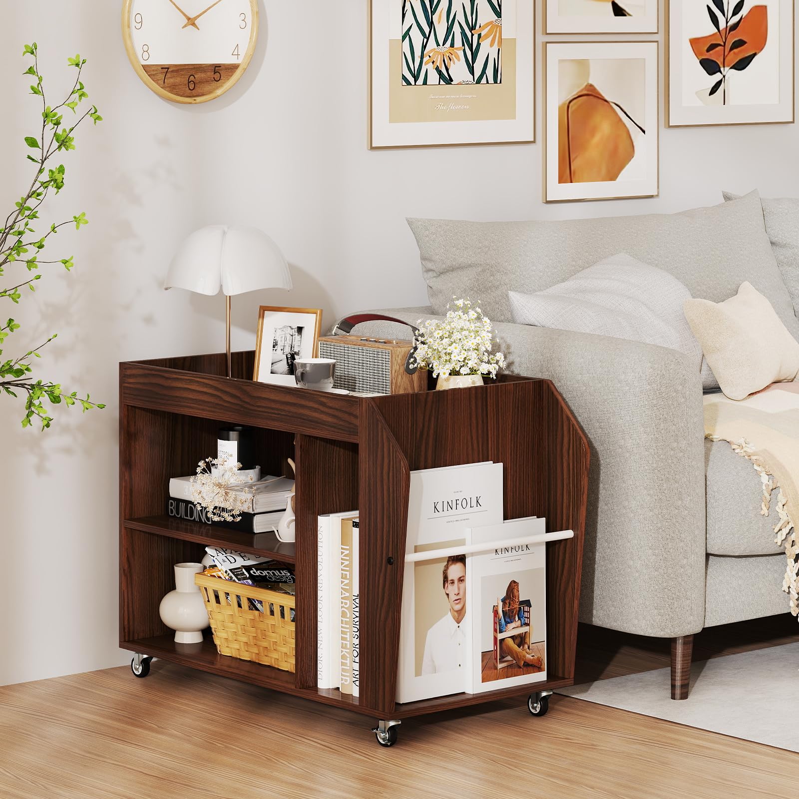 LIFEZEAL Tavolino da Divano con 4 Ruote, Tavolino Laterale da Caffè a 3 Ripiani, in Legno, Piccolo, Salvaspazio, Anticaduta, Industriale, Rustico, Soggiorno, Salotto, Side Table, 76x39,5x55cm, Marrone