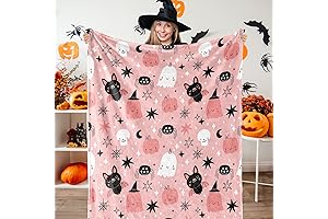 Halloween Fuzzy Blanket: Snuggle Up with Spooky Comfort