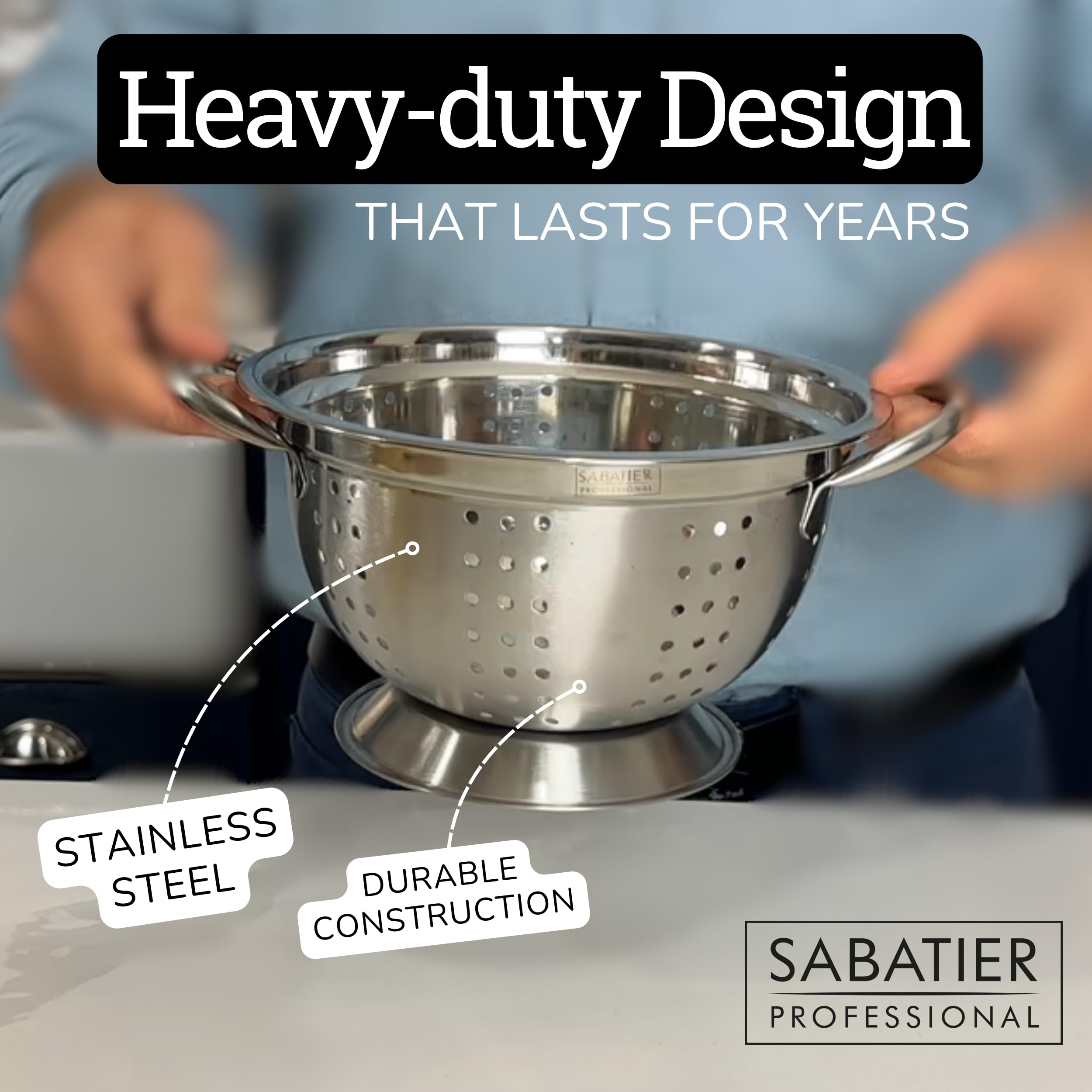 Sabatier - Scolapasta professionale in acciaio inox, resistente, durevole e lavabile in lavastoviglie. Fori fini per un facile drenaggio. Perfetto per pasta, verdure, riso e frutta. Grande diametro 26