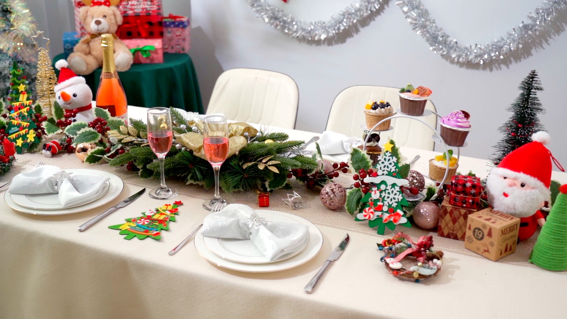 Set de 12 servilletas de tela navideñas 46x46 cm blancas miniatura 7