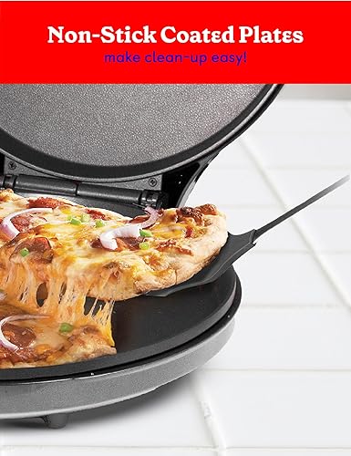 Miniatura 3 de Betty Crocker Pizza Maker Plus, parrilla eléctrica de interior de 12 pulgadas, sartén antiadherente para pizzas, quesadillas, tortillas, nachos y