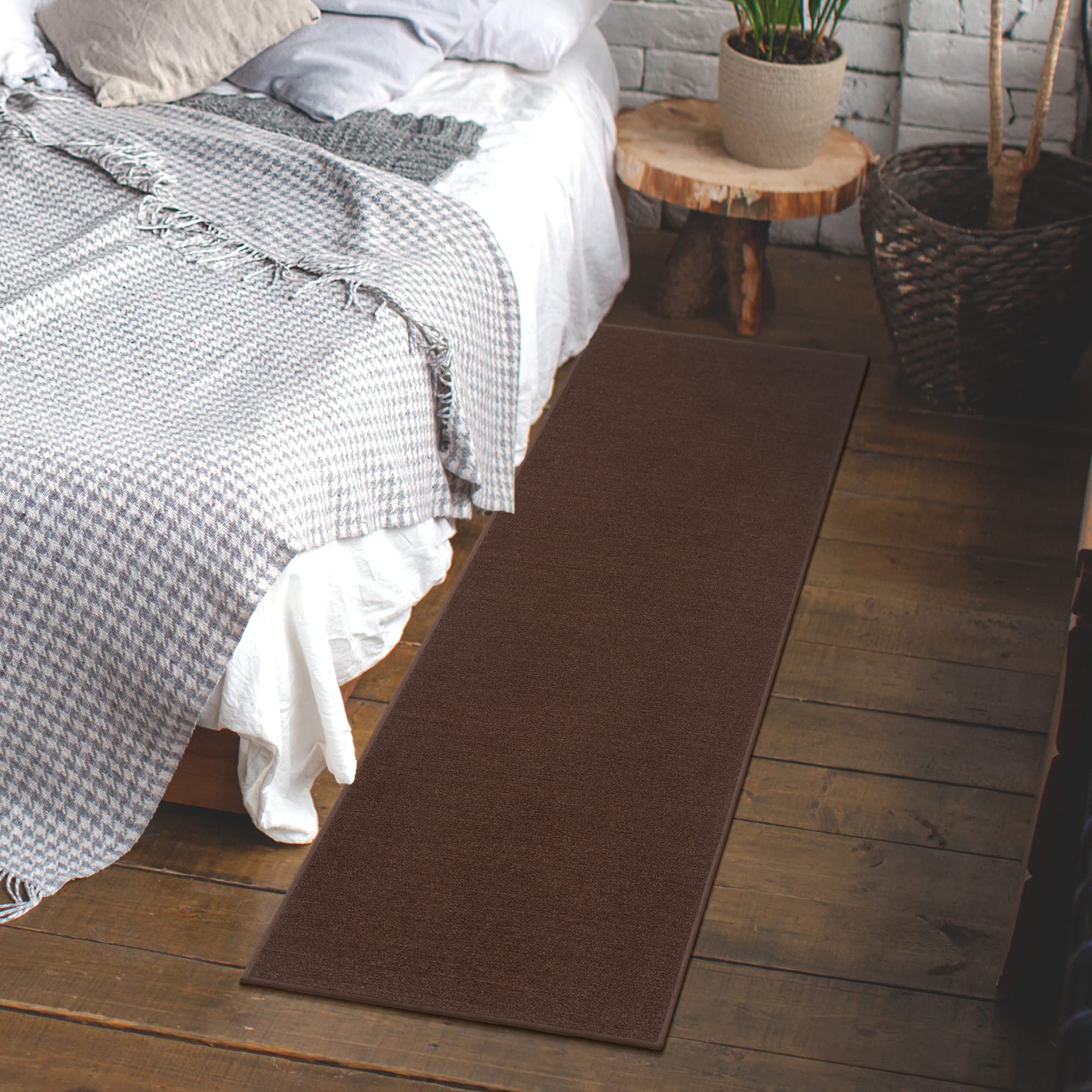 OttomansonOttohome Collection Rubberback Solid Design Runner Rug, 67 cm x 183 cm, Brown