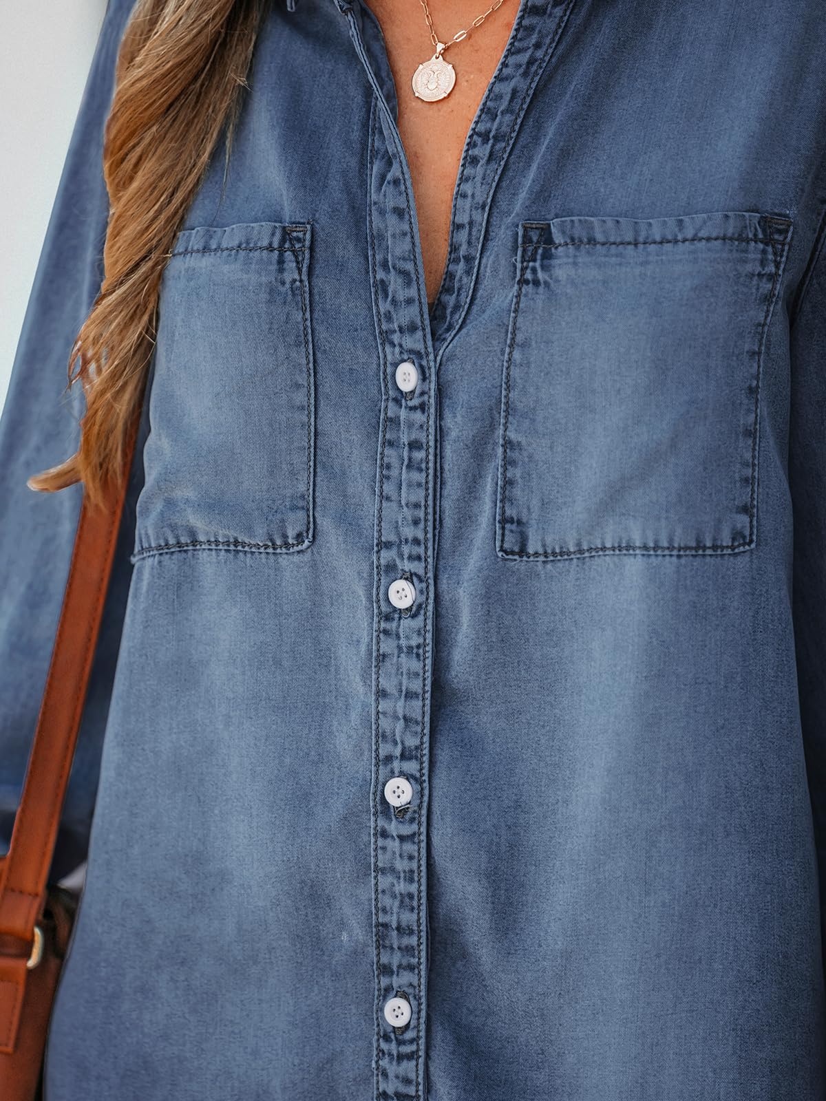 CUPSHE Camicia da donna con scollo a V, tasche sul petto, asimmetrica, in denim