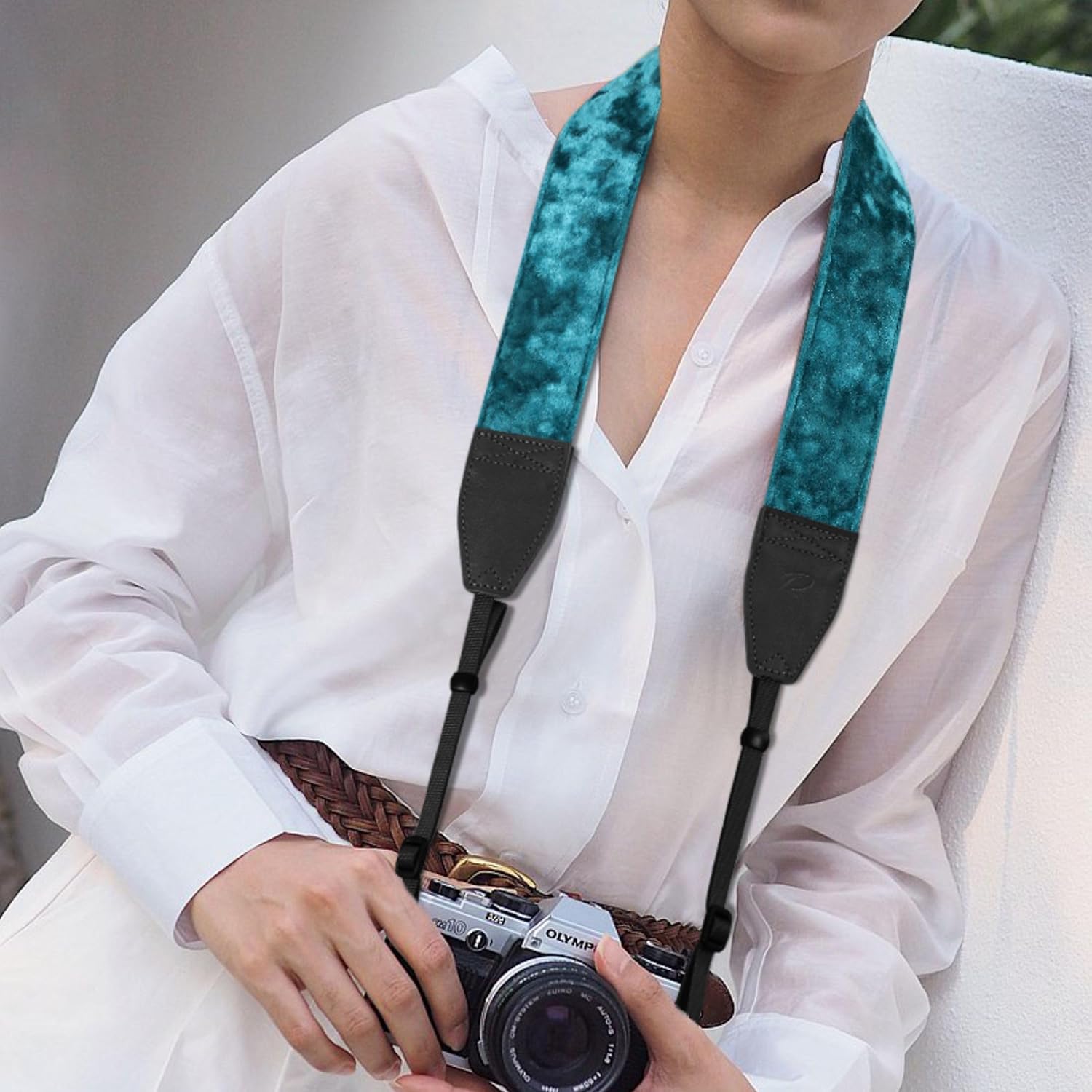 Padwa Lifestyle Peacock Blue Velvet Camera Strap - 2" Double Layer Full Grain Cowhide Leather Head Camera Straps for Photographers,Unique Soft Velvet Fabric with Quick Release fits all Cameras
