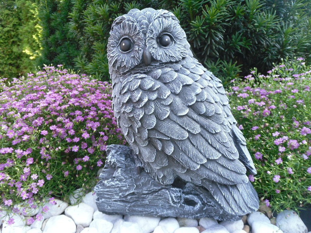 Steinfigur Eule auf Stamm 152/1, Gartenfigur Steinguss Tierfigur Basaltgrau