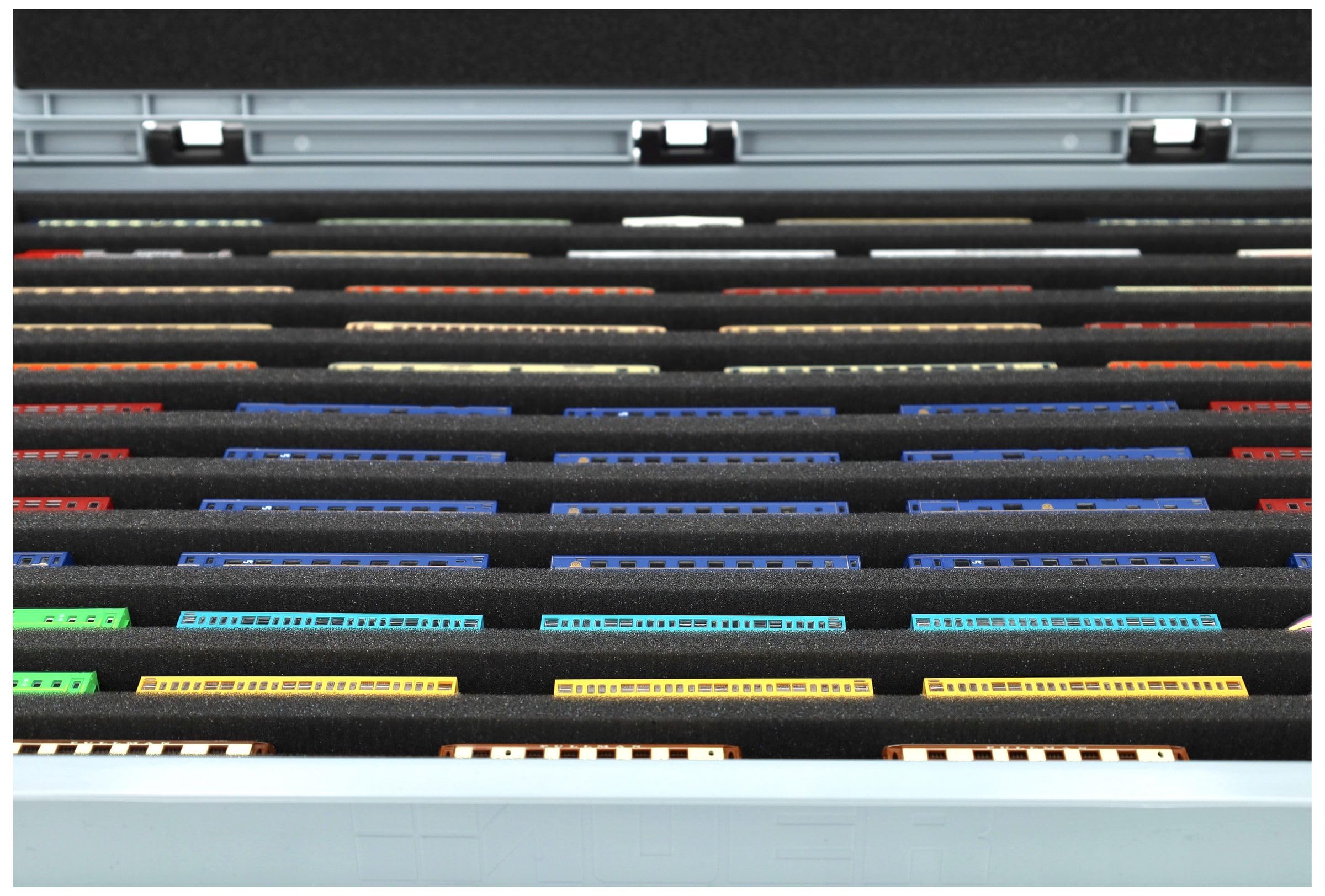 Feldherr Eurobox 60 x 40 cm Coffret pour modélisme ferroviaire - échelle Z - 12 Compartiments - Insert Mousse pour Rangement Horizontal - Solution Transport compacte pour locomotives et Wagons
