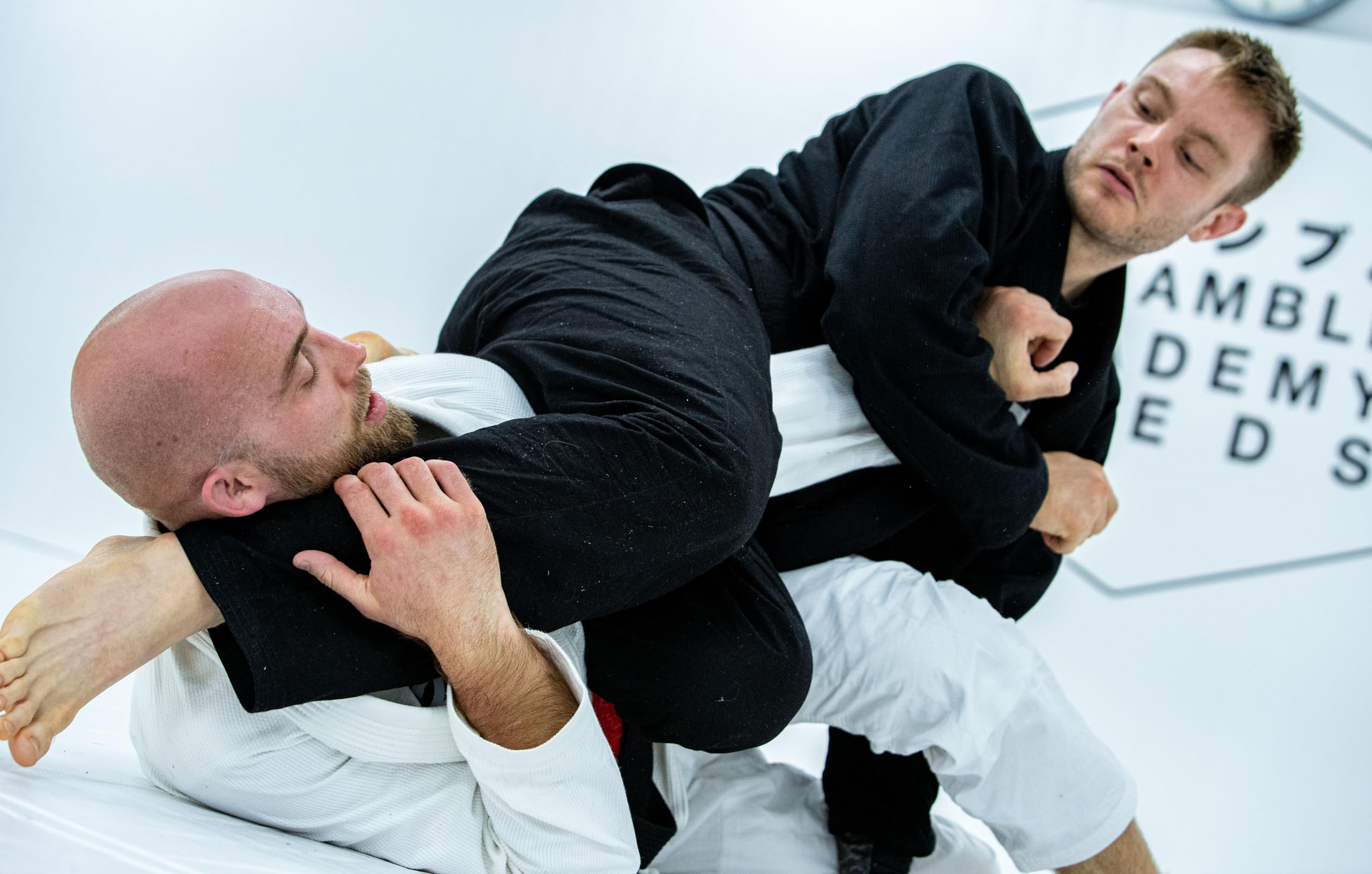 SCRAMBLE Standard Numéro V3 BJJ Gi Blanc