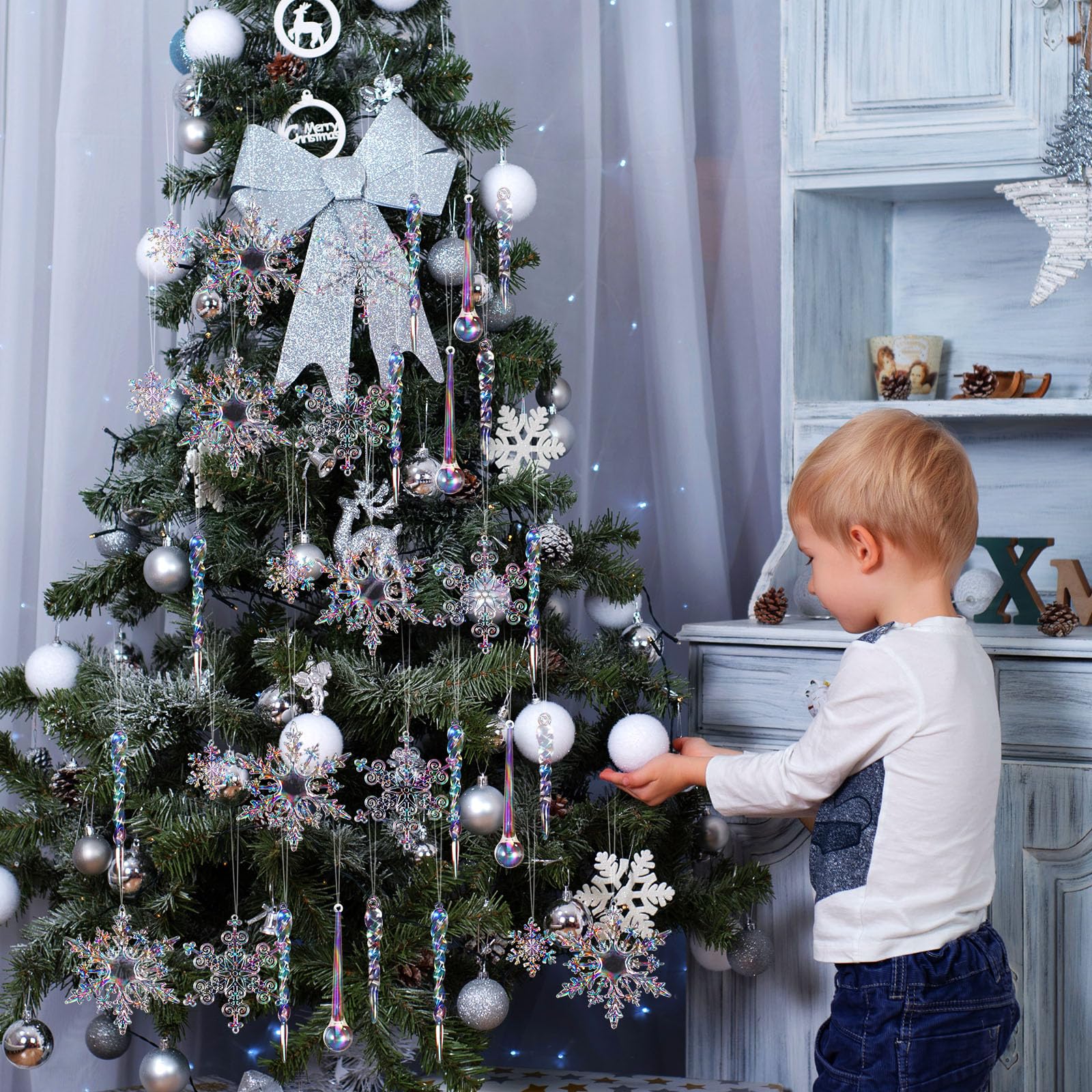 Chunful 70 adornos de Navidad iridiscentes de cristal para decoración de árbol, 8 estilos colgantes de acrílico transparente, colgantes de carámbano, cadena de guirnalda de cuentas de 33 pies para