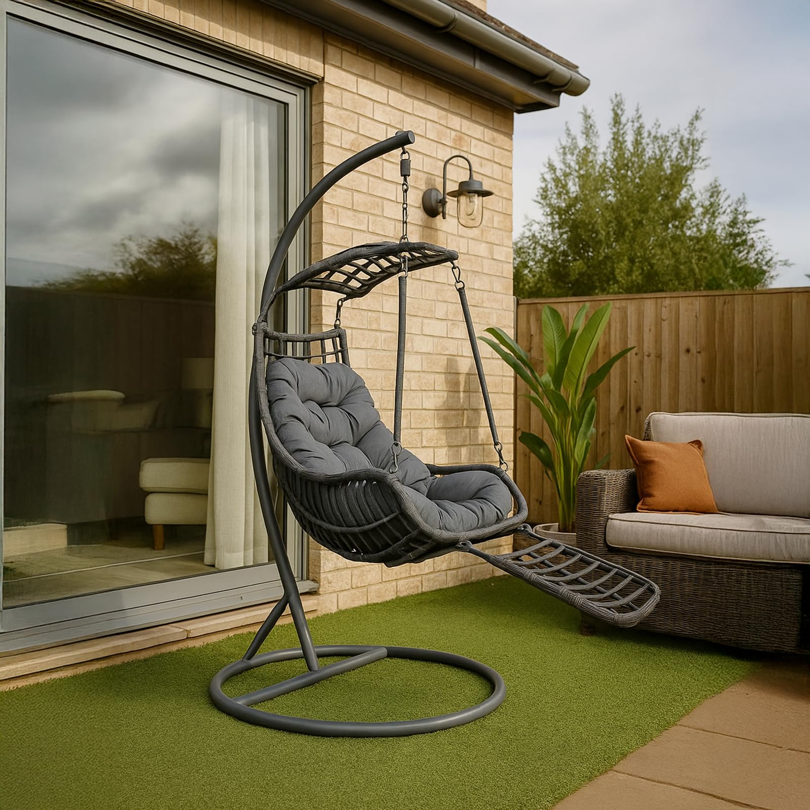 YOEVU - Silla Colgante con Soporte | Reposapiés Integrado | Estructura de Acero Reforzada | Cojín Acolchado Ergonómico | Diseño Boho para Interior y Exterior, Grande, Acero Aleado (Gris)
