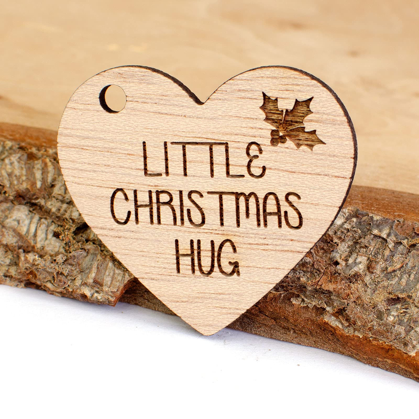 Little Christmas Hug Wooden Heart Token Little Pocket Hug Miss You Note Hardwood Gift for Someone You Love Thinking Of You Keepsake With Hole. (20)