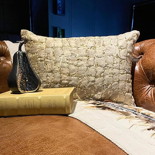 Miniatura 10 de The HomeCentric Funda de almohada lumbar decorativa dorada de 12 x 20 pulgadas, celosía de terciopelo, enrejado y almohada oblonga acolchada, patrón