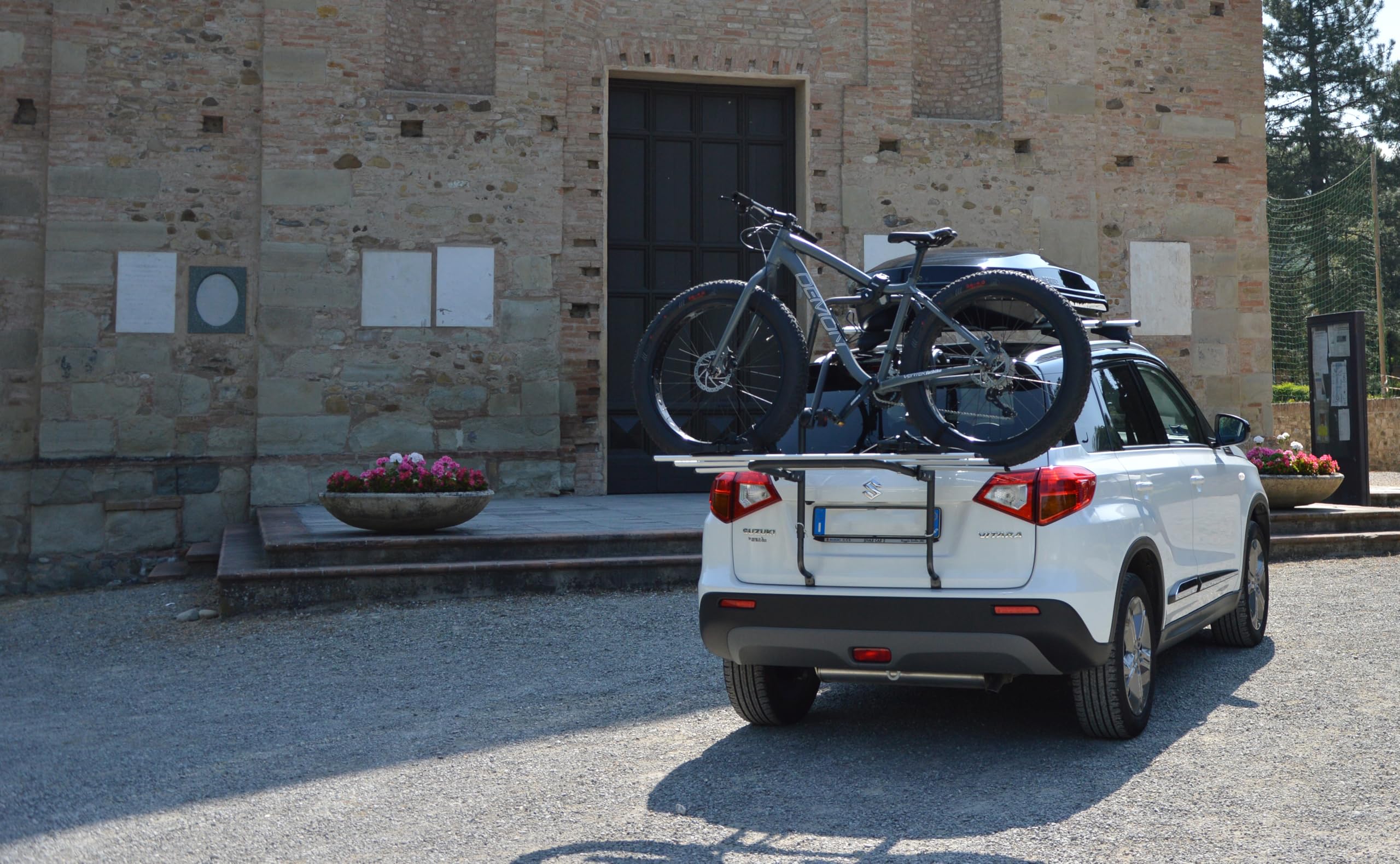 MENABO POLARIS 3 Portabici posteriore per 3 bici